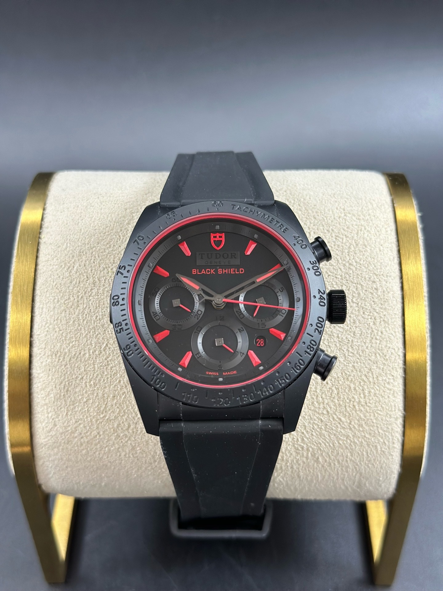Tudor Fastrider Black Shield M42000CR-0001: The Midnight Knight's Mechanical Manifesto