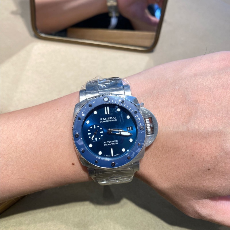Panerai PAM01068 detail 5