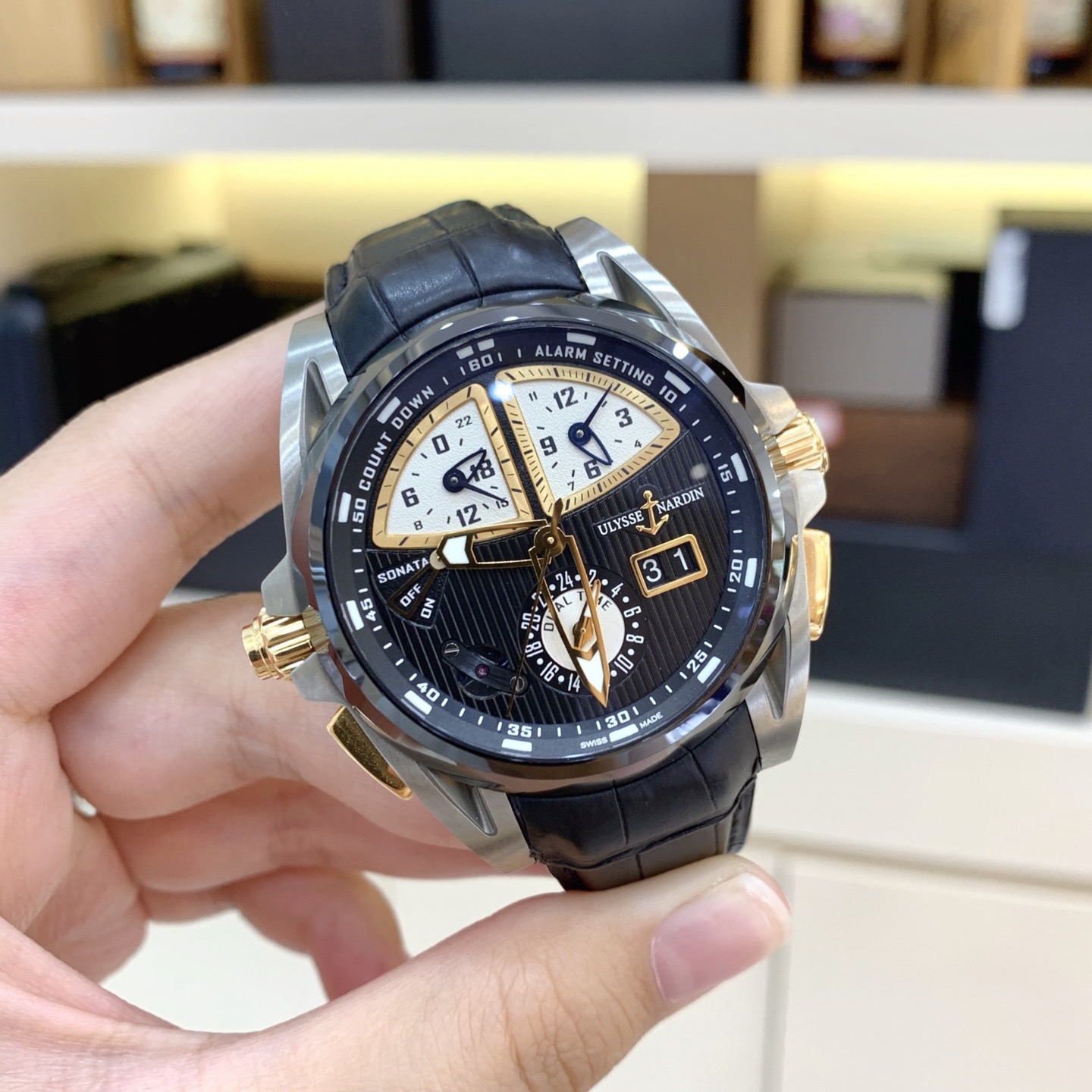 Ulysse Nardin 675-00 detail 1