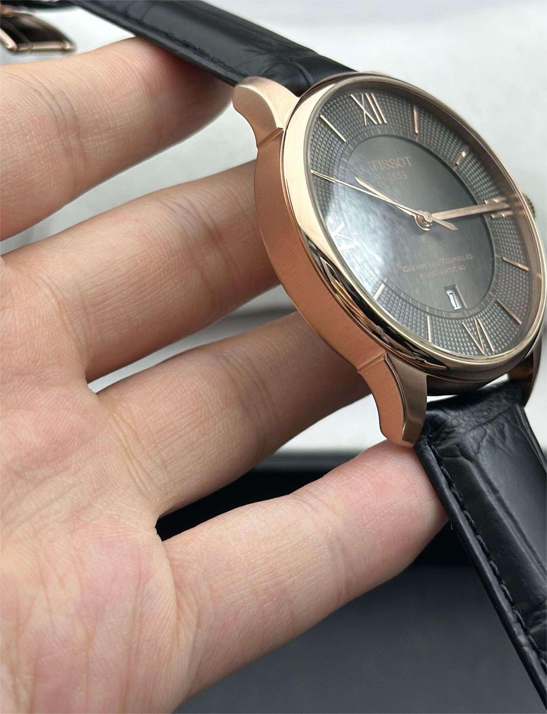Tissot T0994073644800 detail 2