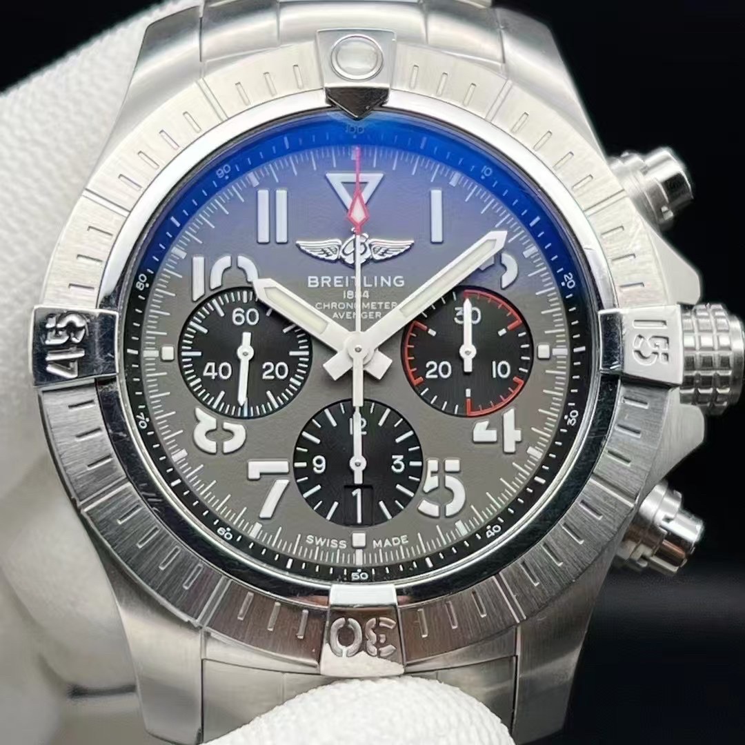 Breitling AB01821A1B1A1