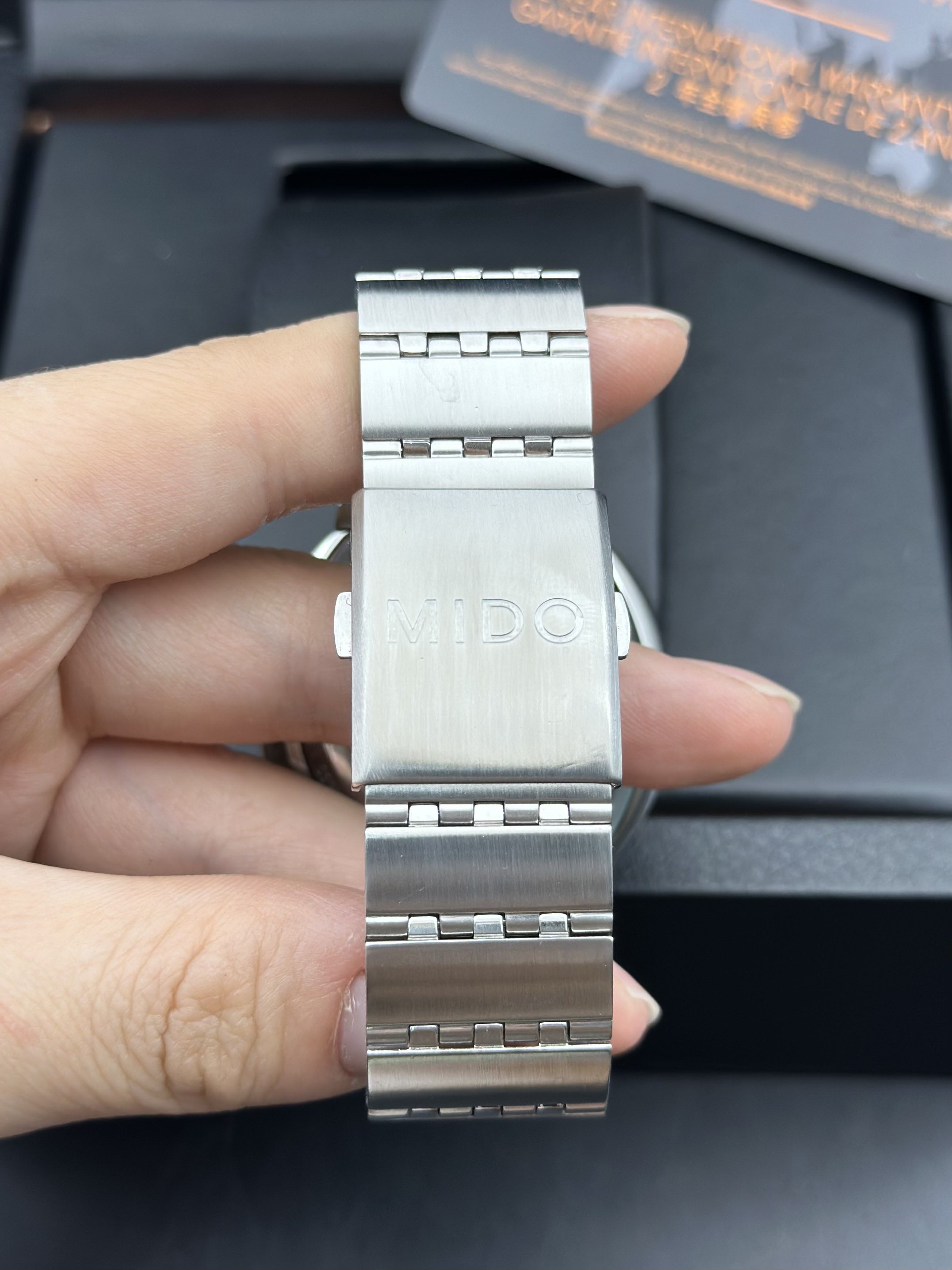 Mido M8340.4.D8.11 detail 3
