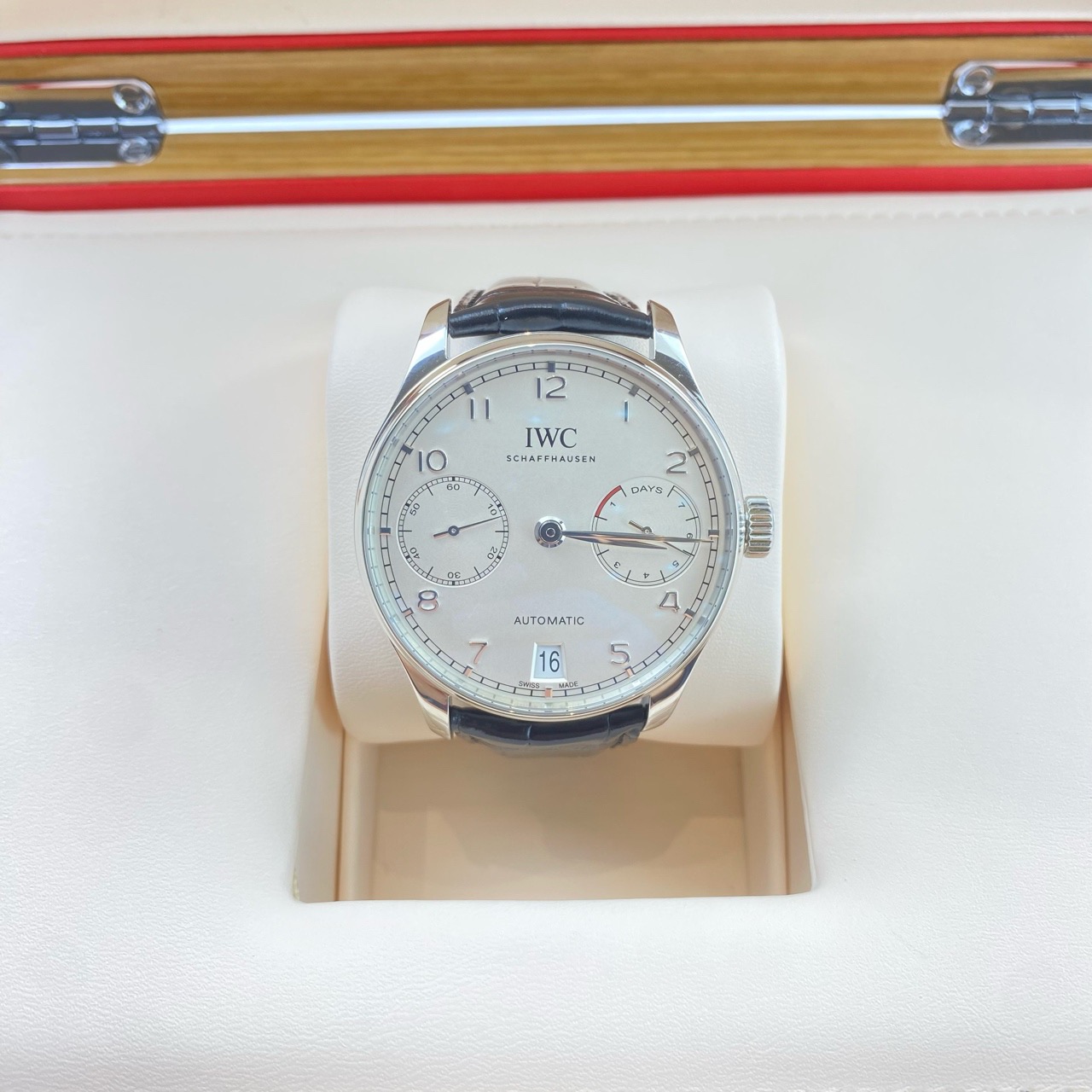 IWC 500712 detail 5