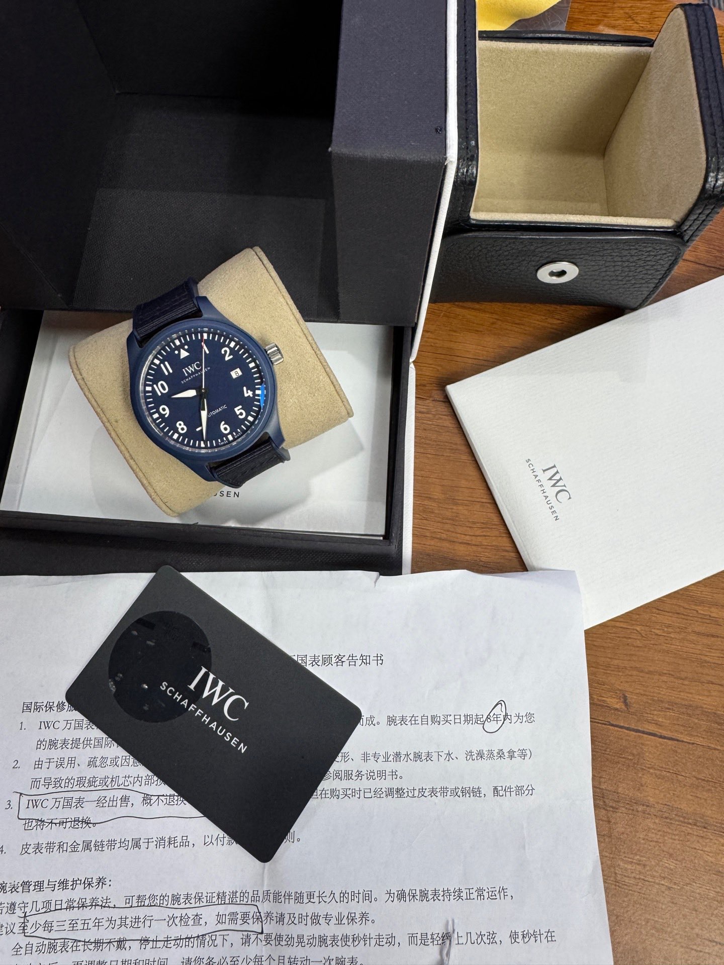 IWC 328101 detail 5