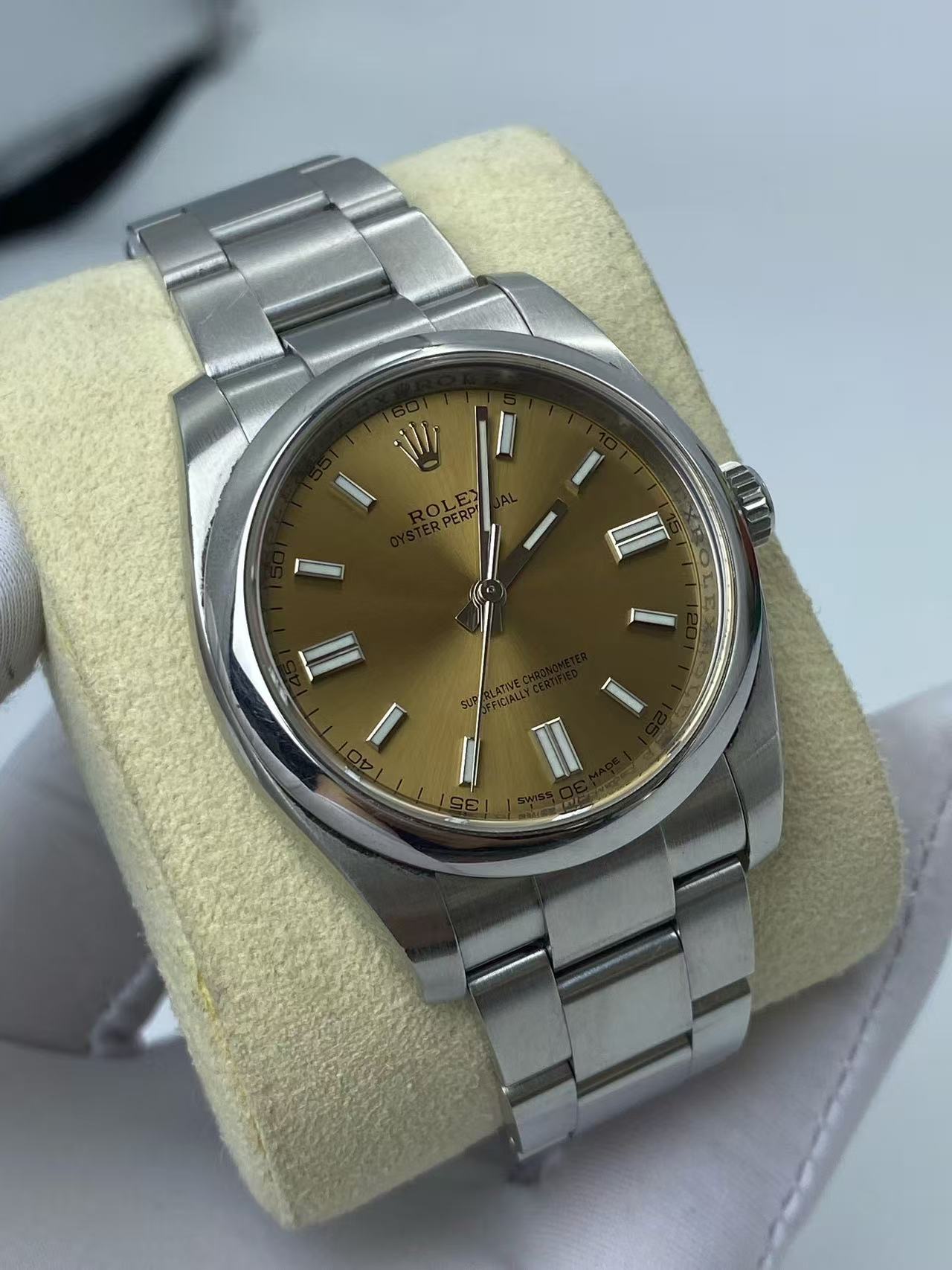 Rolex 116000-0011 detail 1