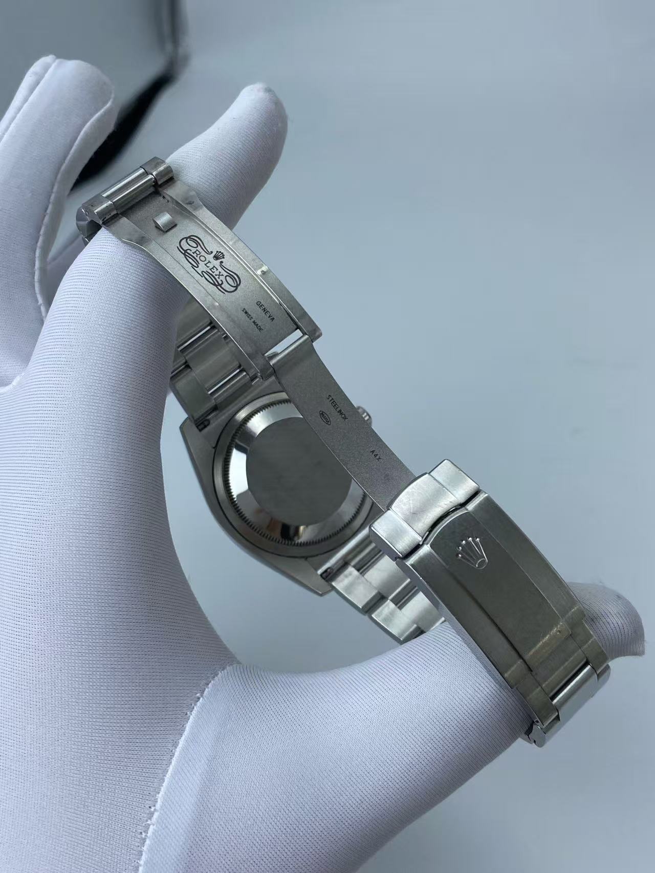 Rolex 116000-0011 detail 4