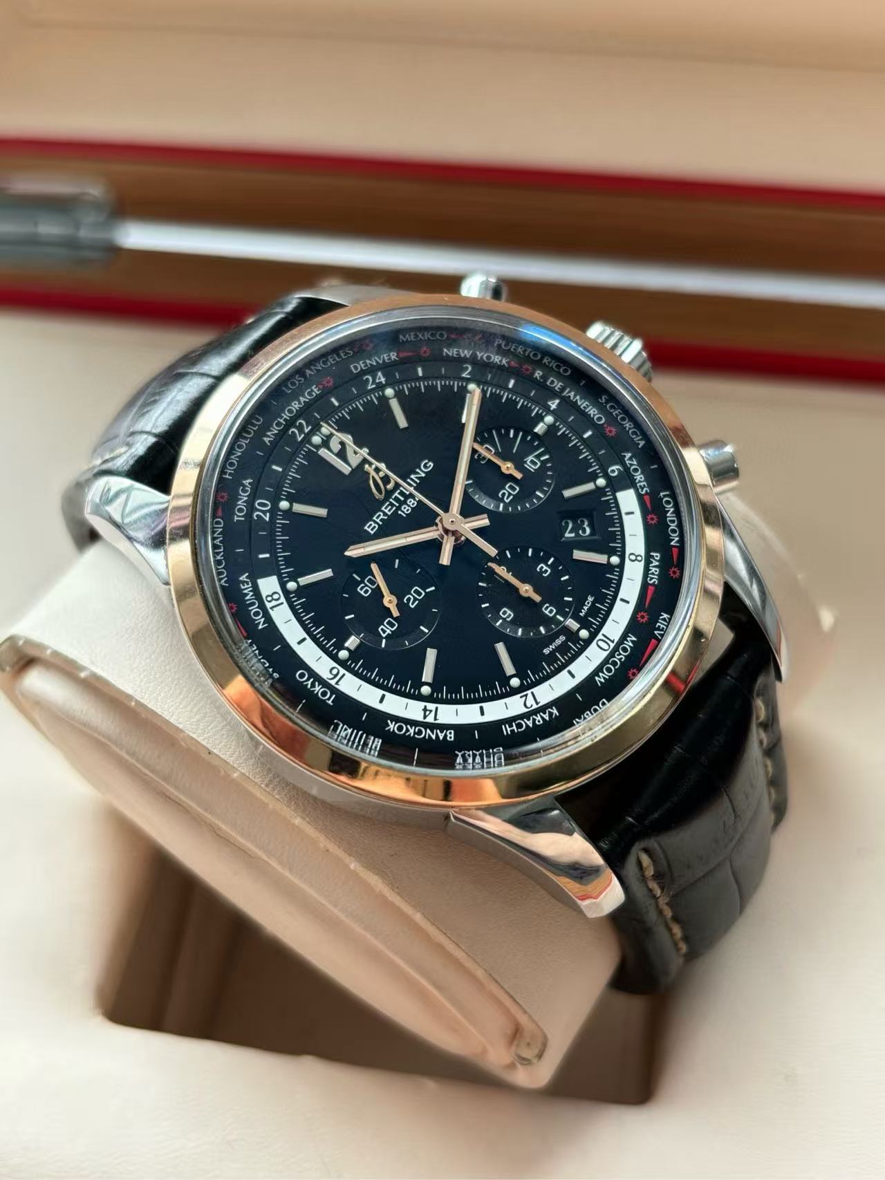 Breitling UB0510U4_BC26_760P detail 2