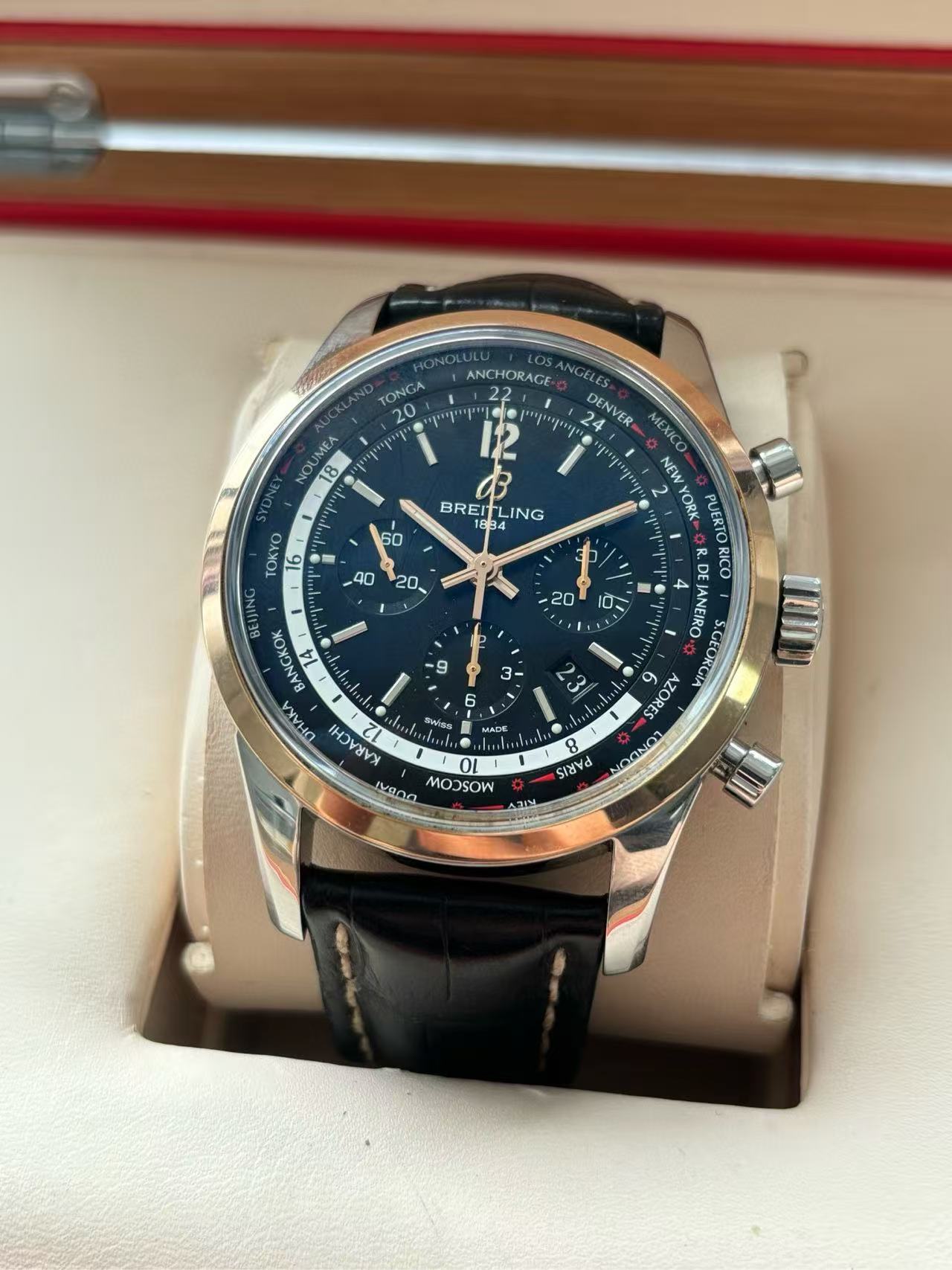 Breitling UB0510U4_BC26_760P detail 1