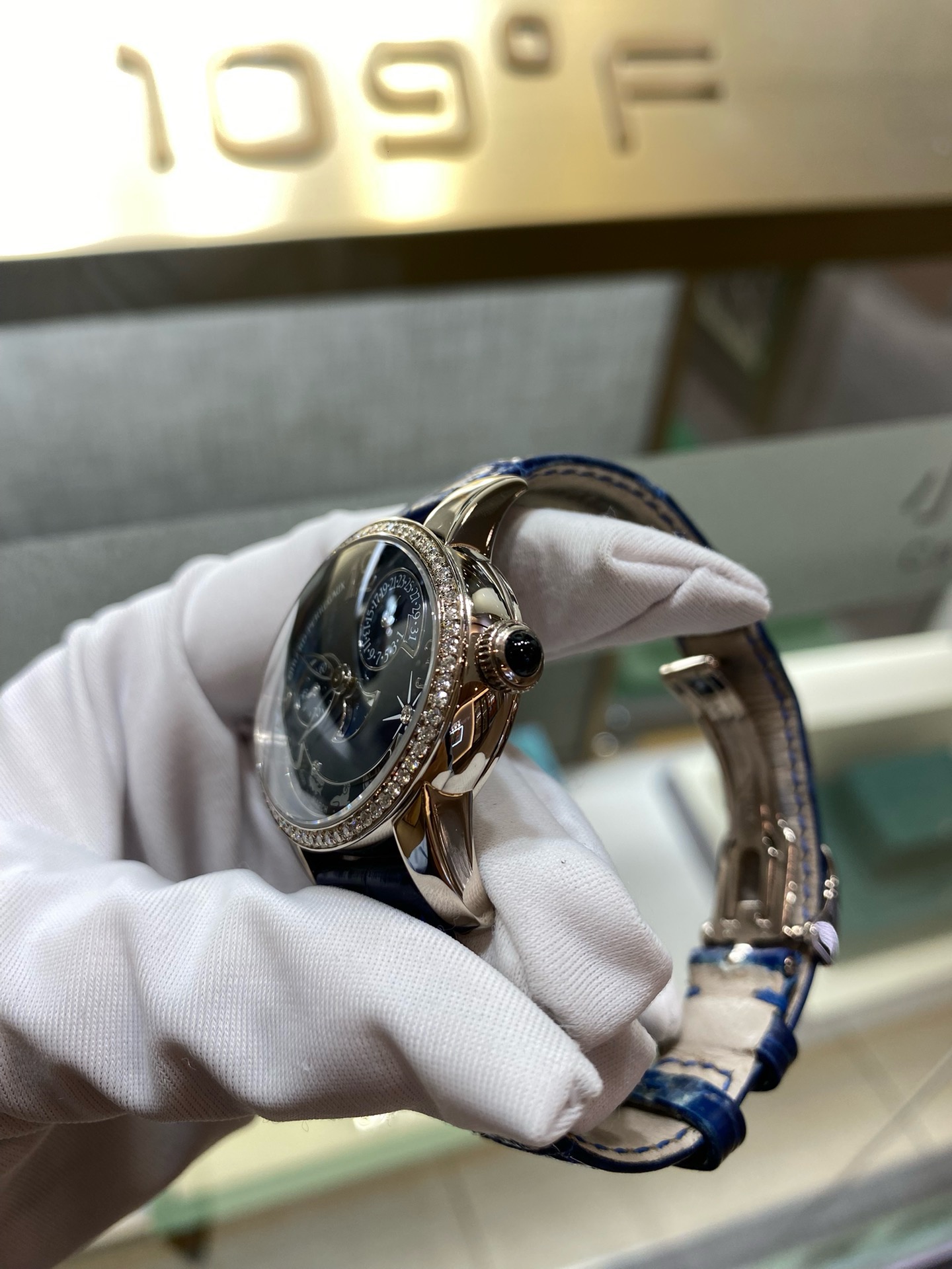 Girard Perregaux 80483 detail 1
