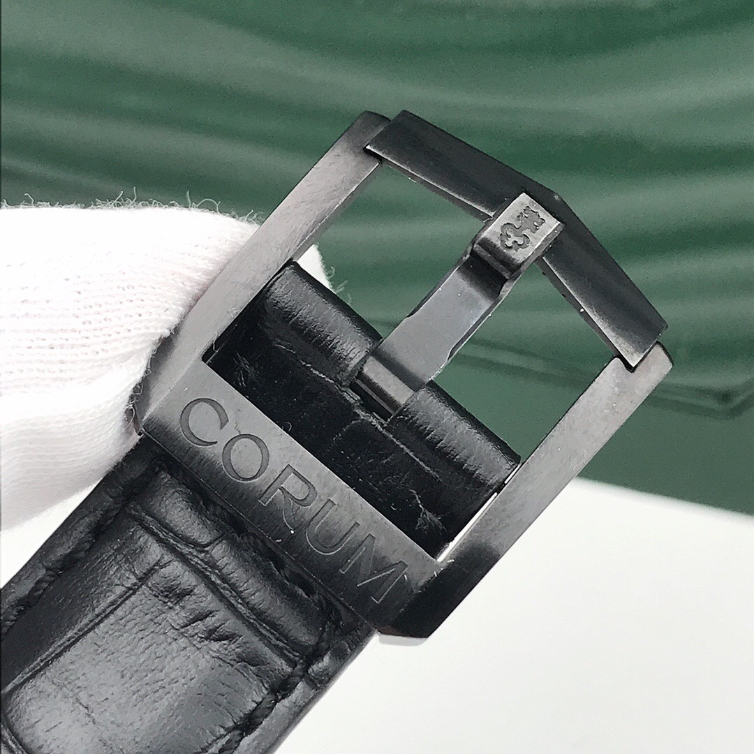 Corum Vintage detail 5