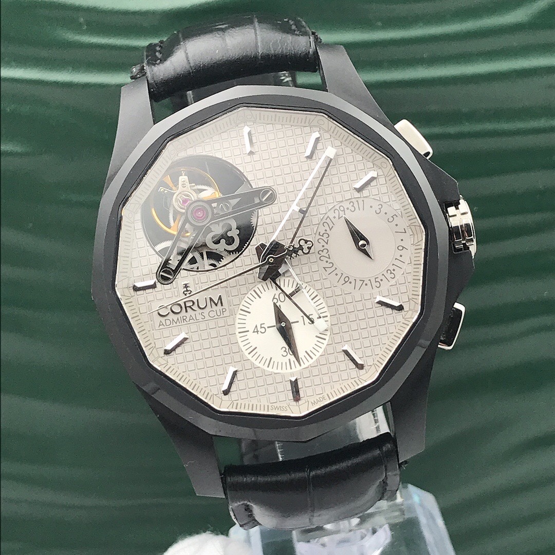 Corum Vintage detail 3