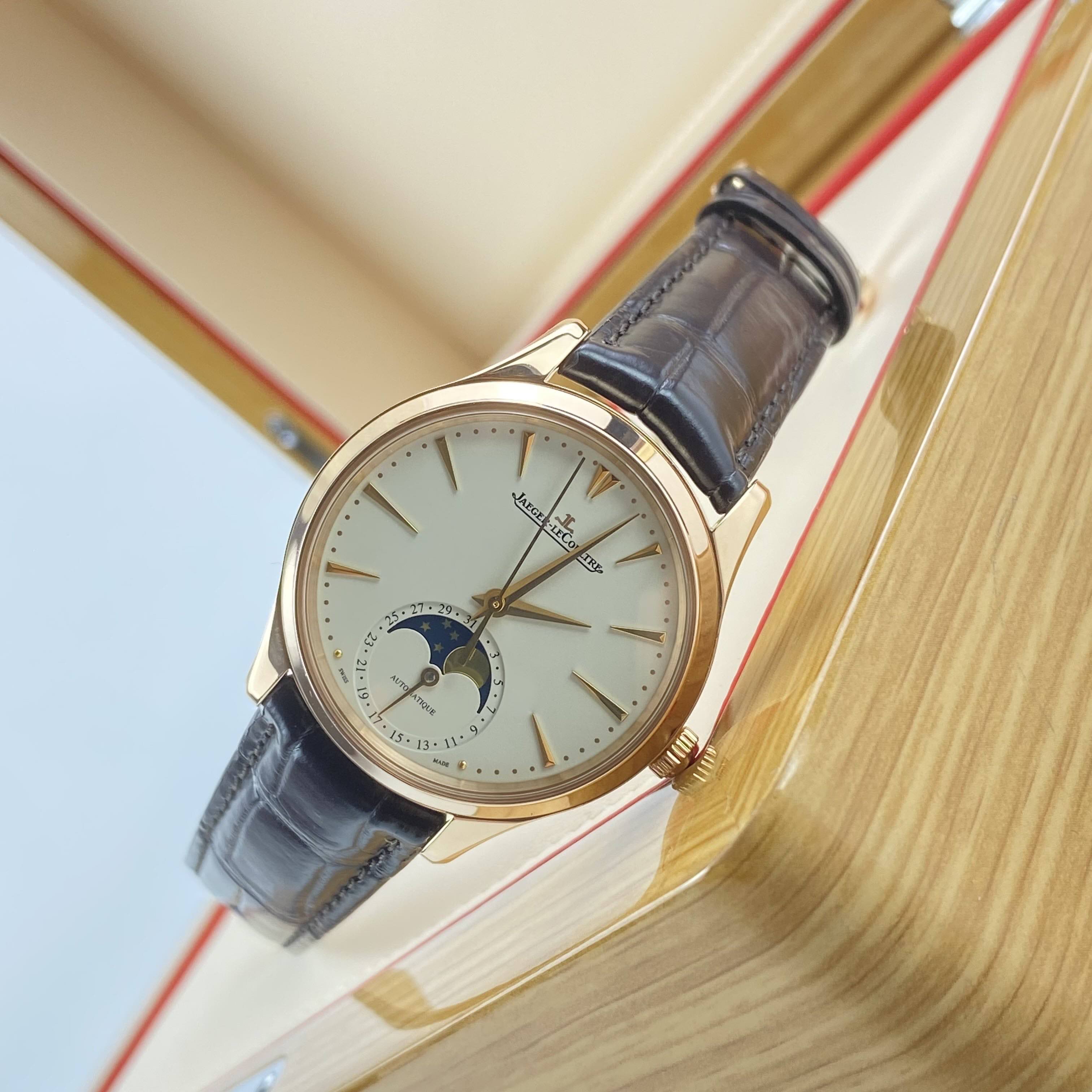 Jaeger-LeCoultre 1252520 detail 3