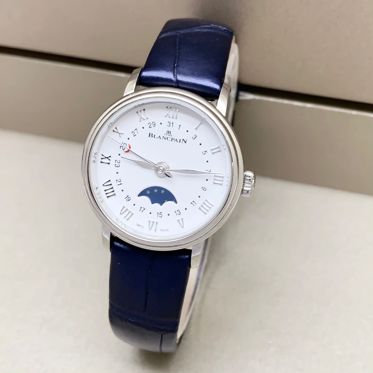 Blancpain 6106-1127-95a detail 1