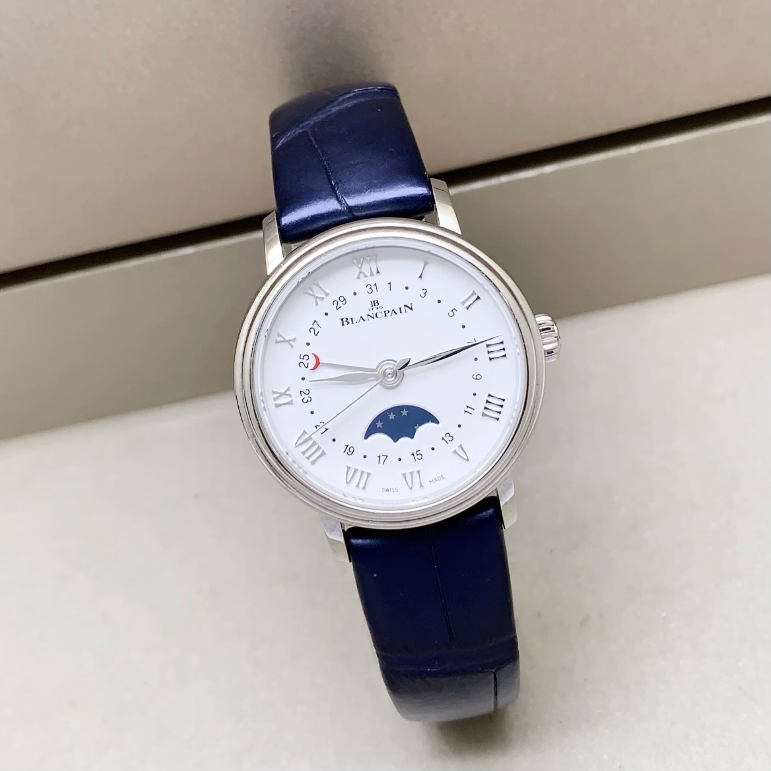 Blancpain 6106-1127-95a detail 2