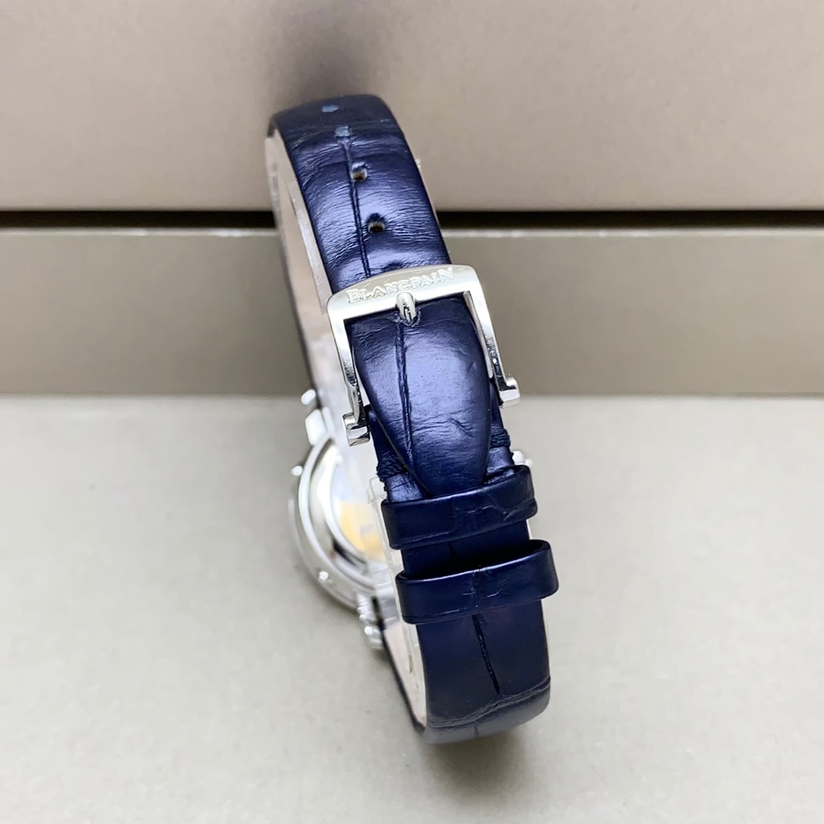Blancpain 6106-1127-95a detail 6
