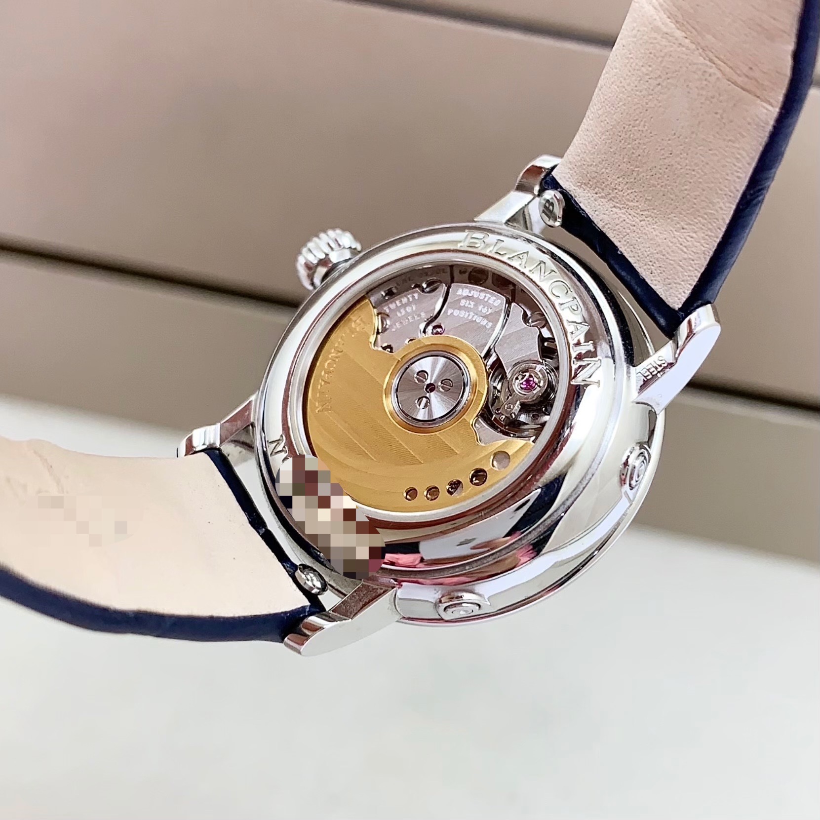 Blancpain 6106-1127-95a detail 5