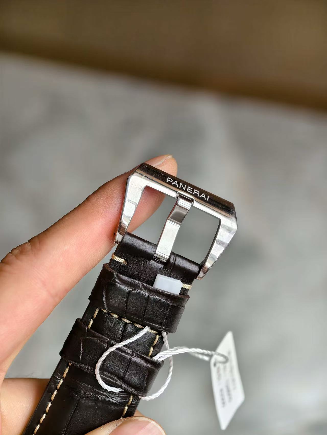 Panerai PAM00472 detail 8