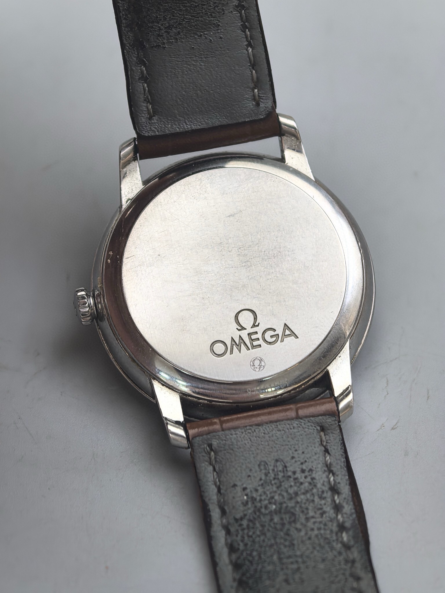 Omega 424.13.40.20.02.001 detail 3