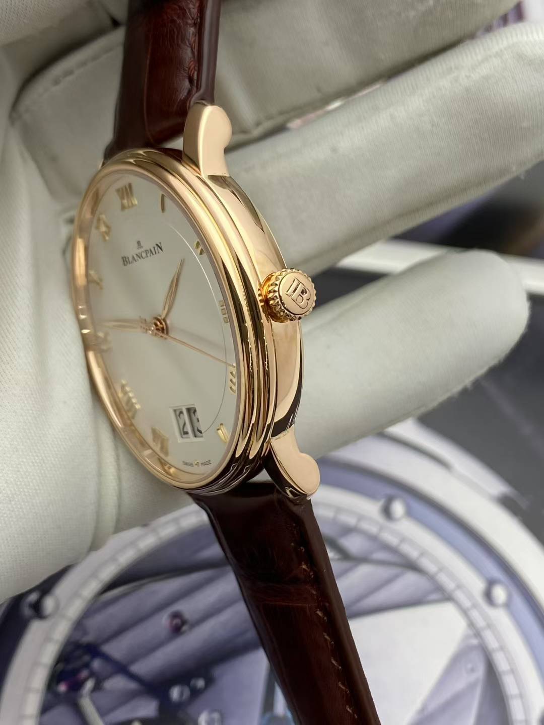 Blancpain 6669-3642-55B detail 4