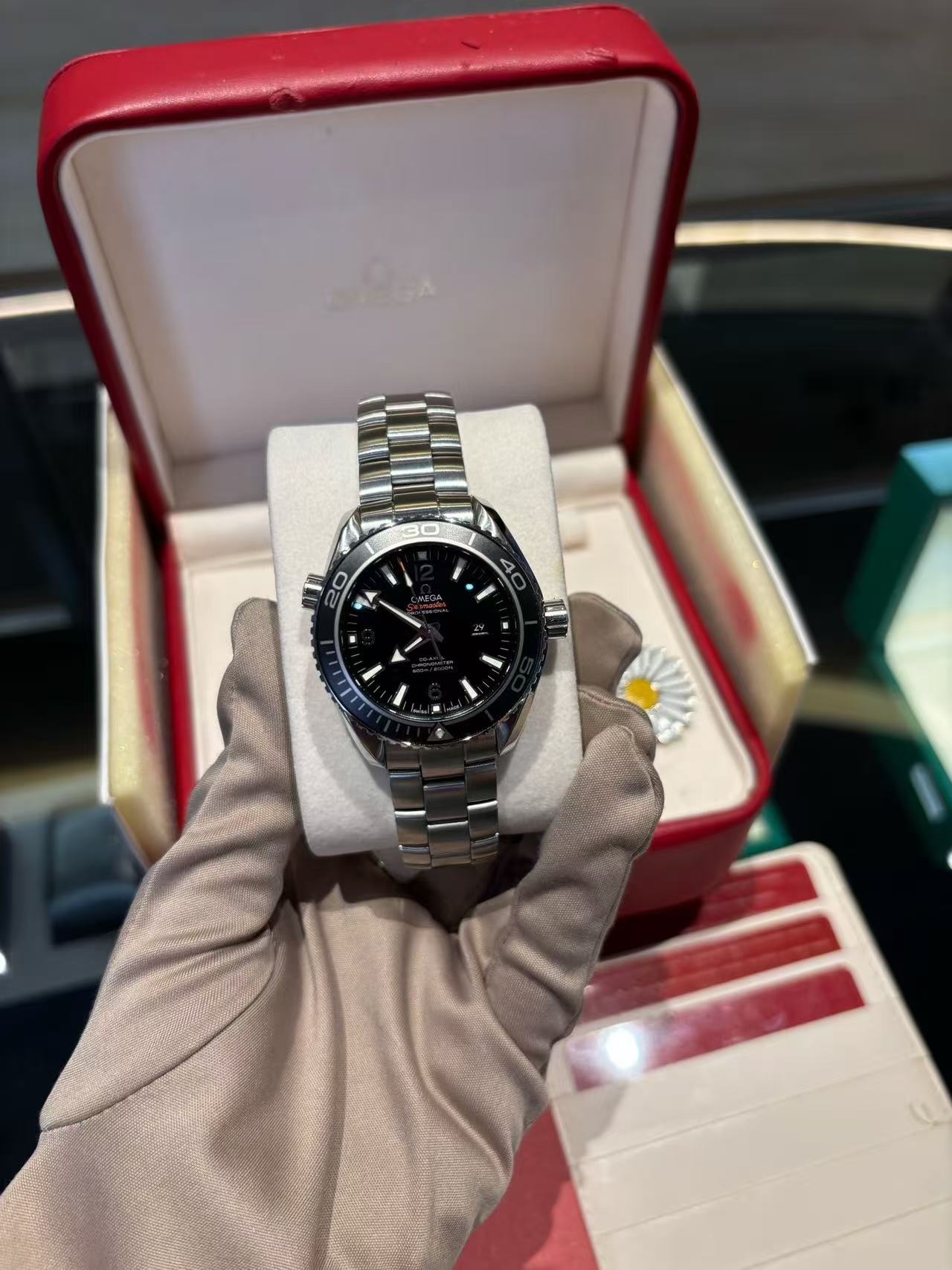 Omega 232.30.38.20.01.001 detail 1