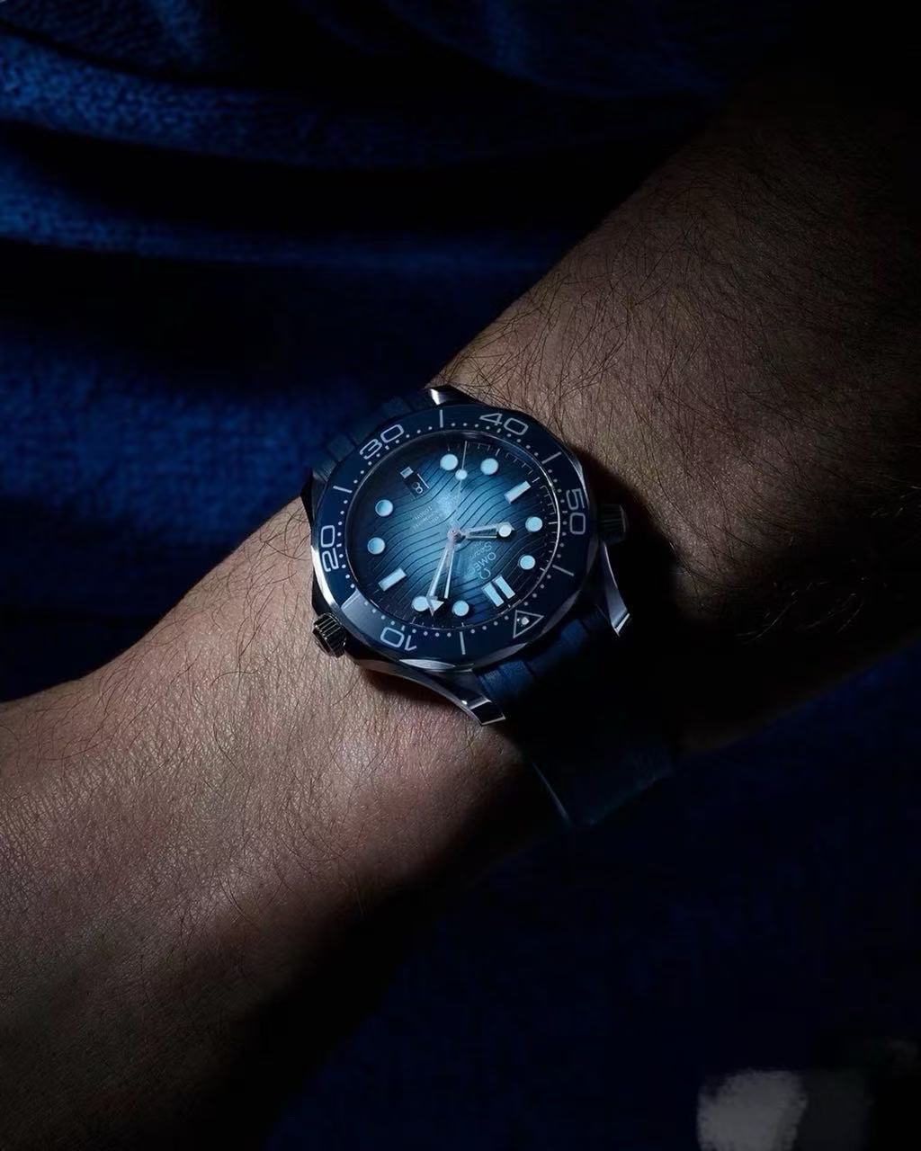 Omega 210.30.42.20.03.003 detail 6