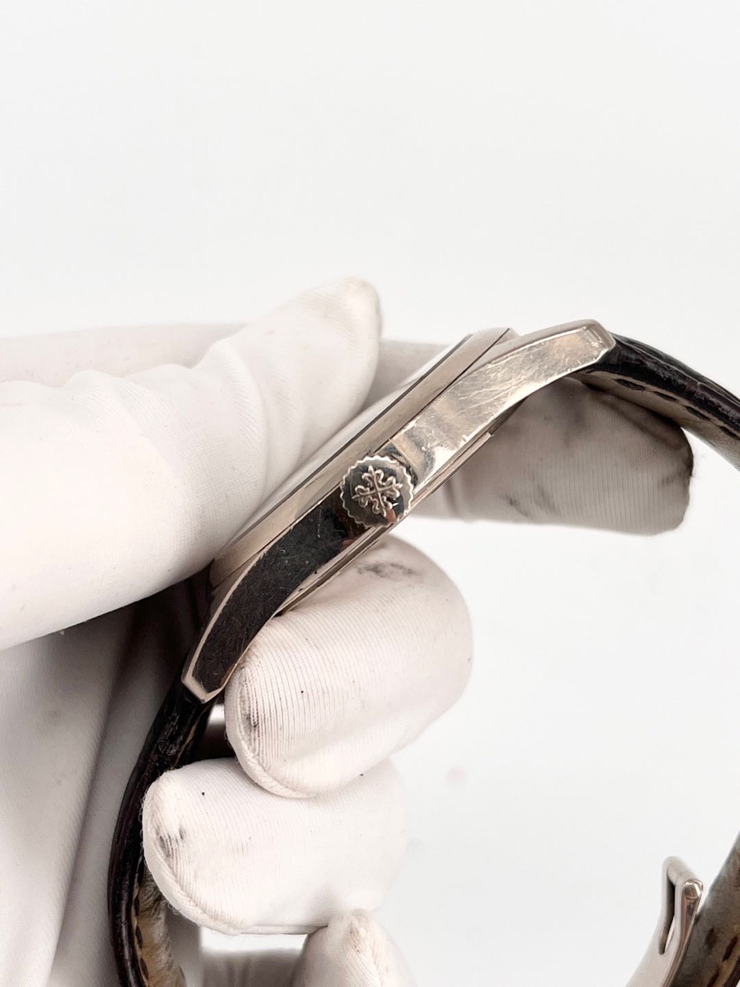 Patek Philippe 6000G-013 detail 3