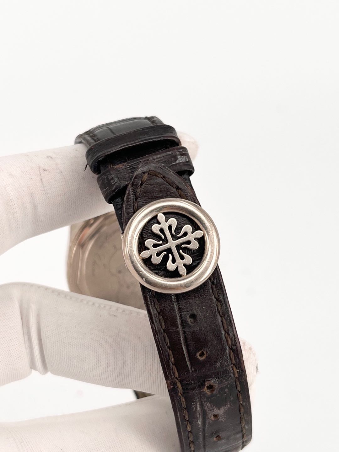 Patek Philippe 6000G-013 detail 5