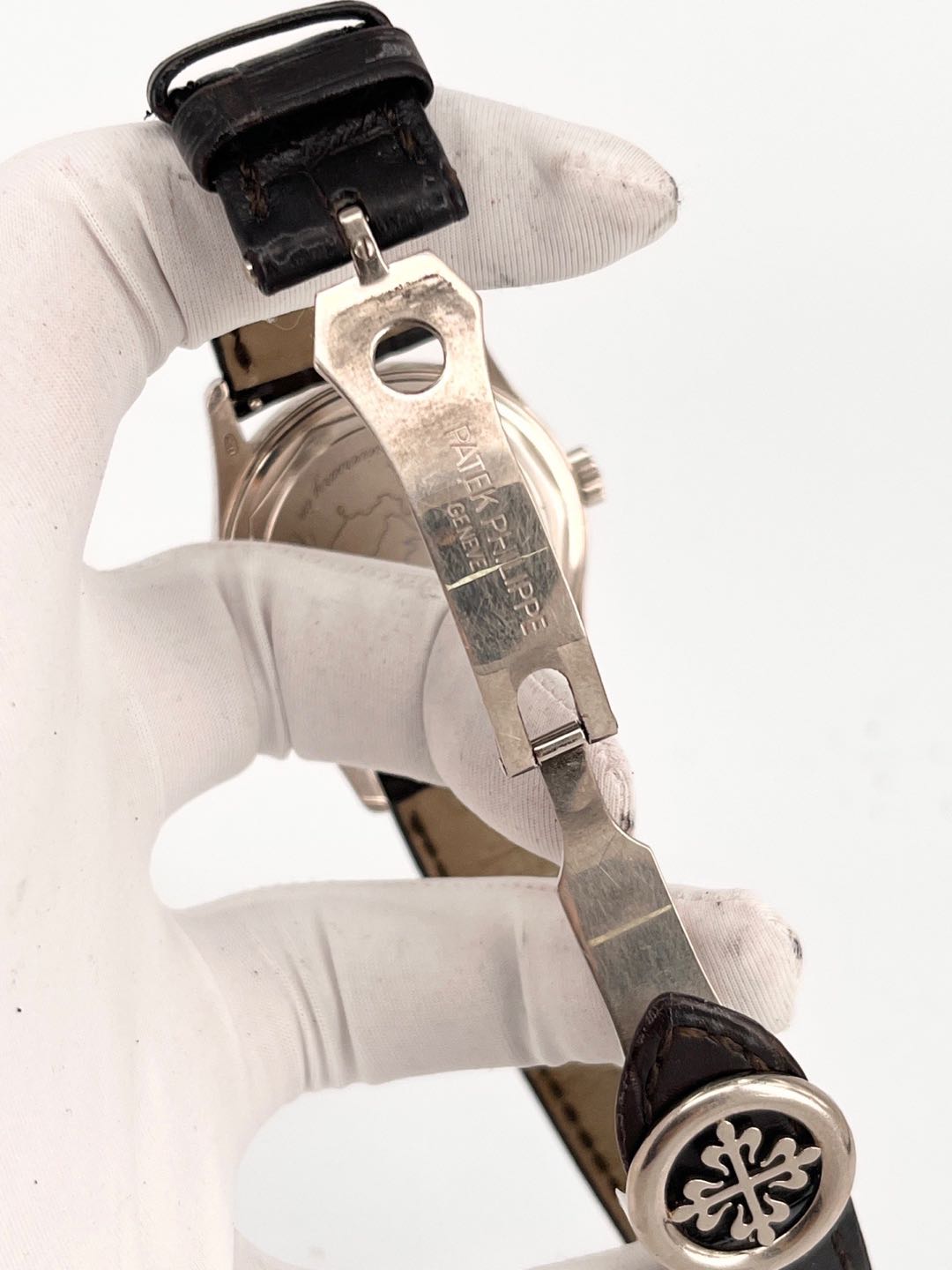 Patek Philippe 6000G-013 detail 6