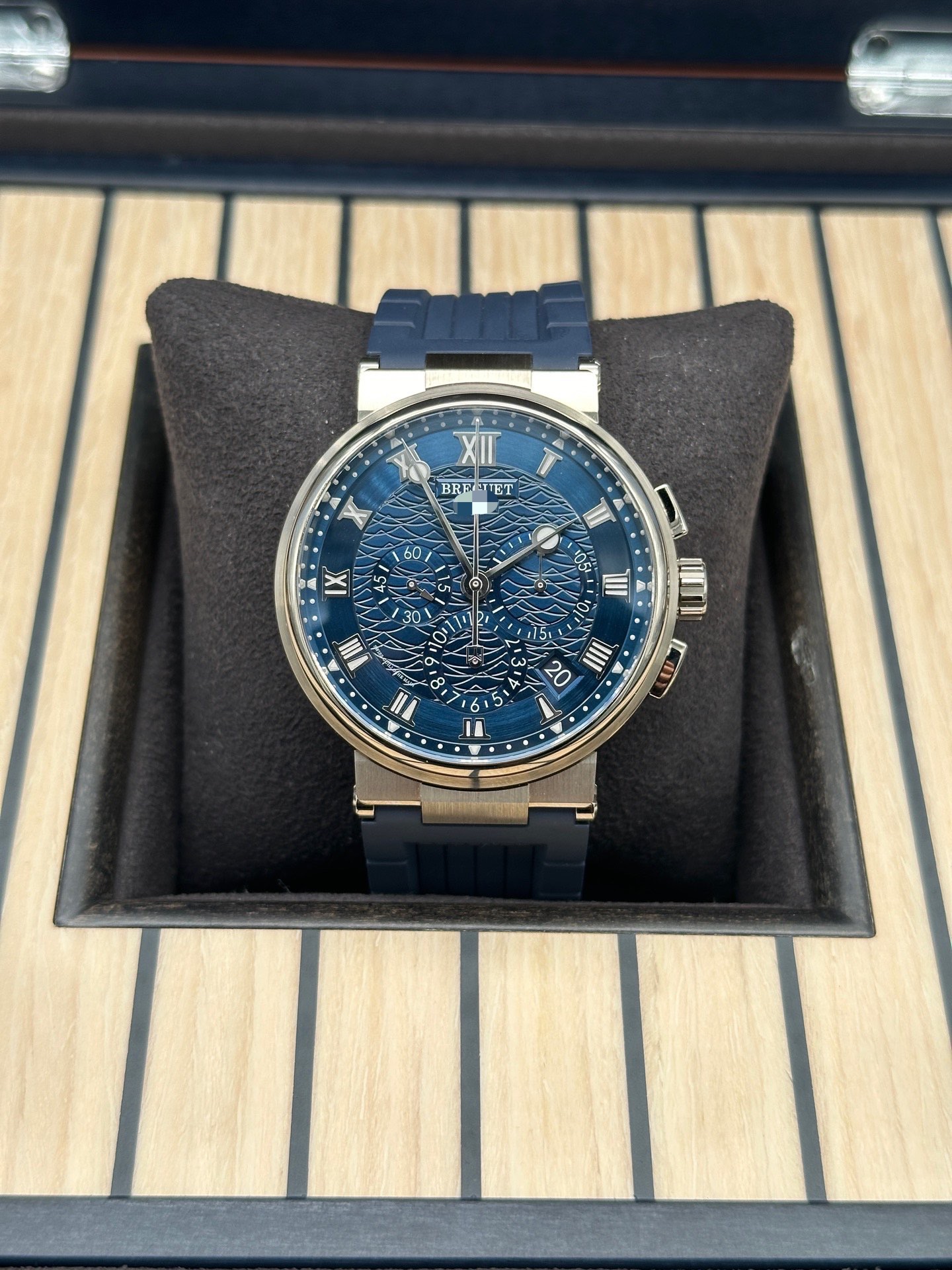 Breguet 5527BB / Y2 / 5WV detail 2
