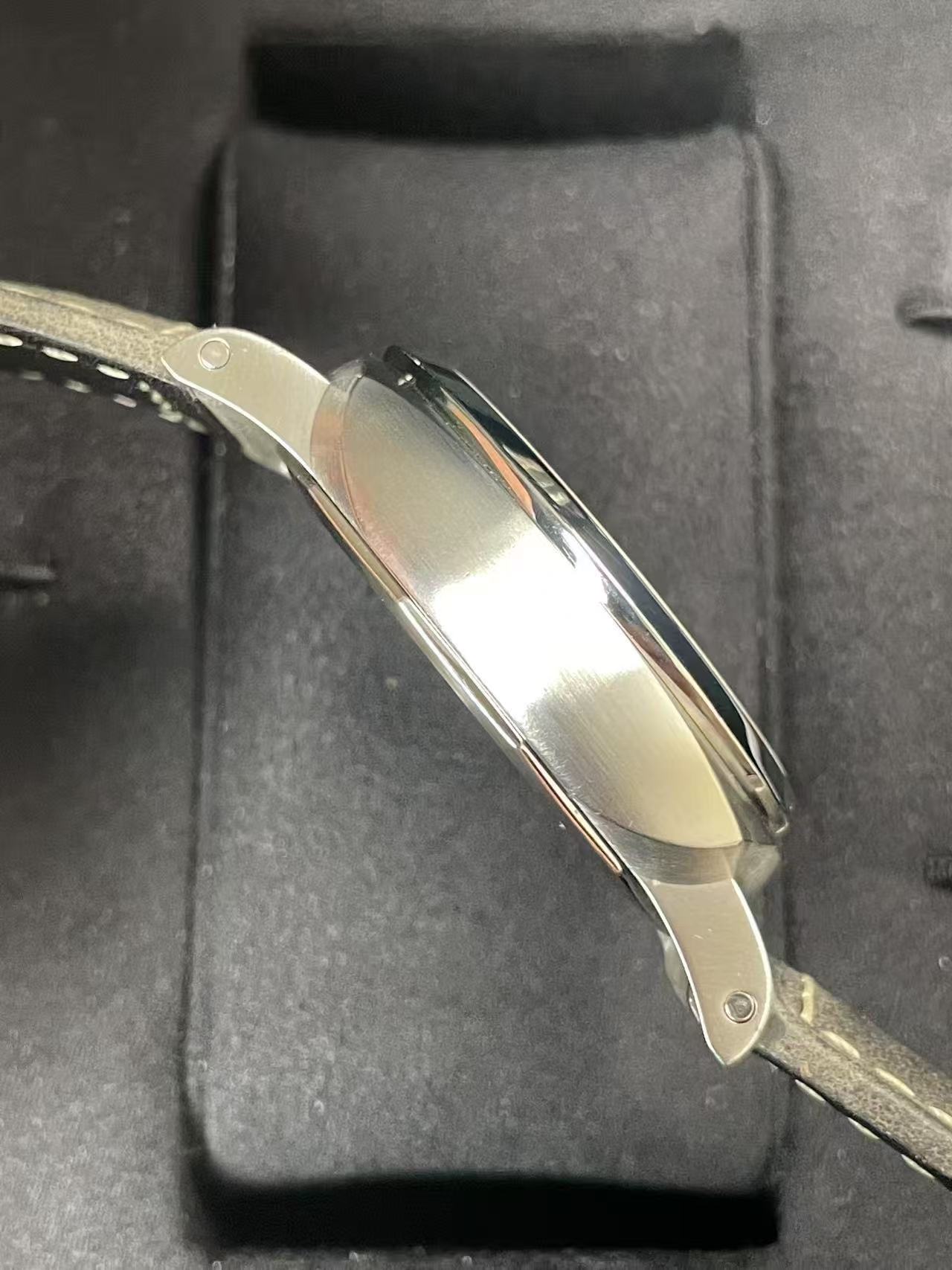 Panerai PAM02392 detail 4