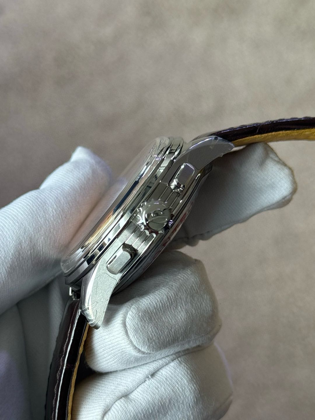 Breitling AB2510201K1P1 detail 4
