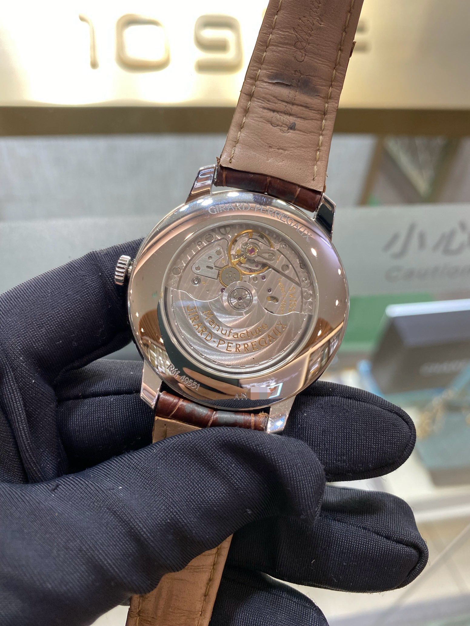 Girard Perregaux 49551-11-132-BB60 detail 4