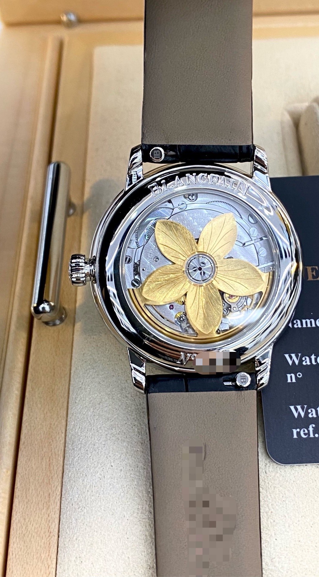 Blancpain 3650A-4528-55B detail 2