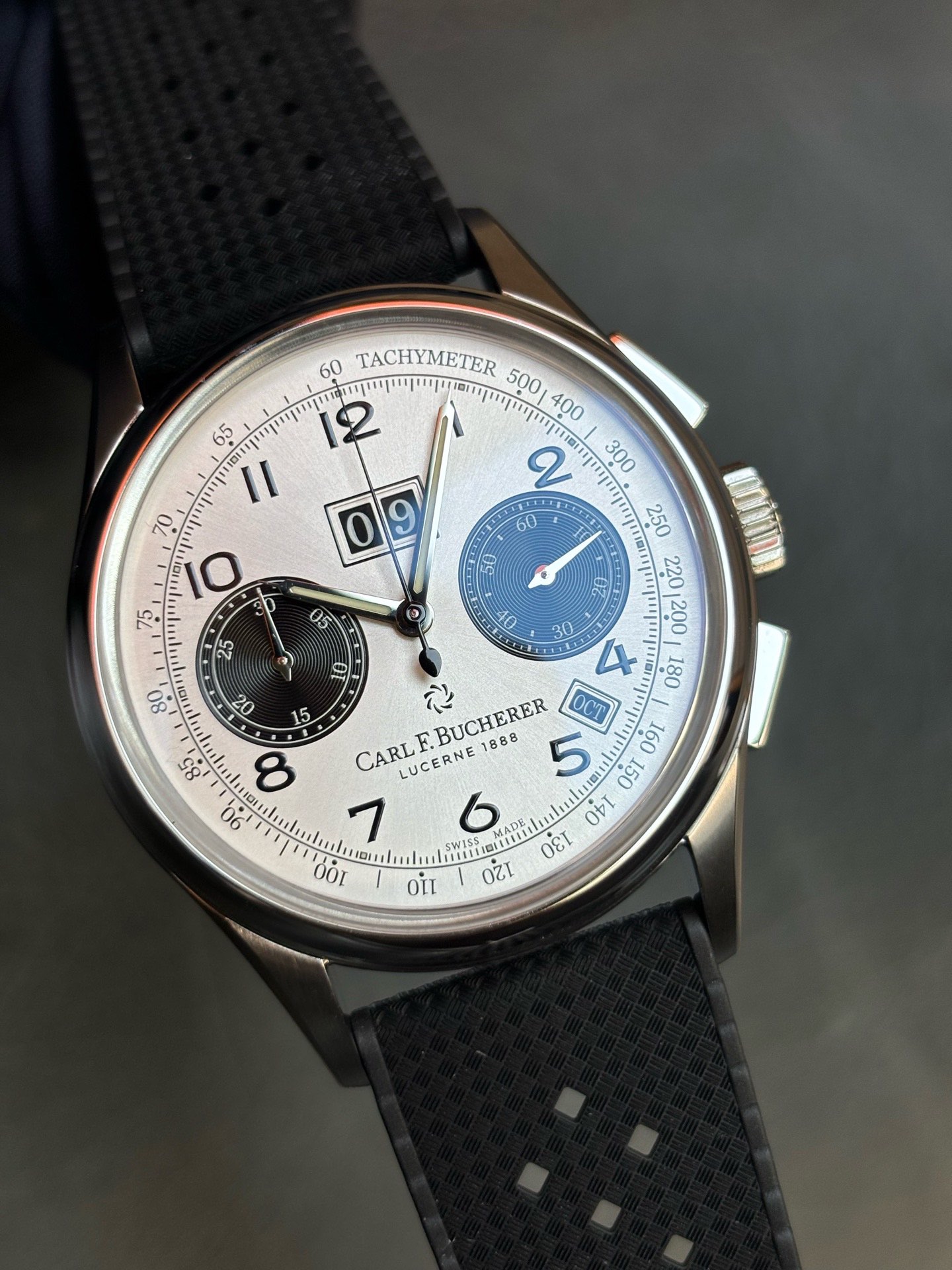 Carl F. Bucherer 00.10803.08.12.01 detail 2