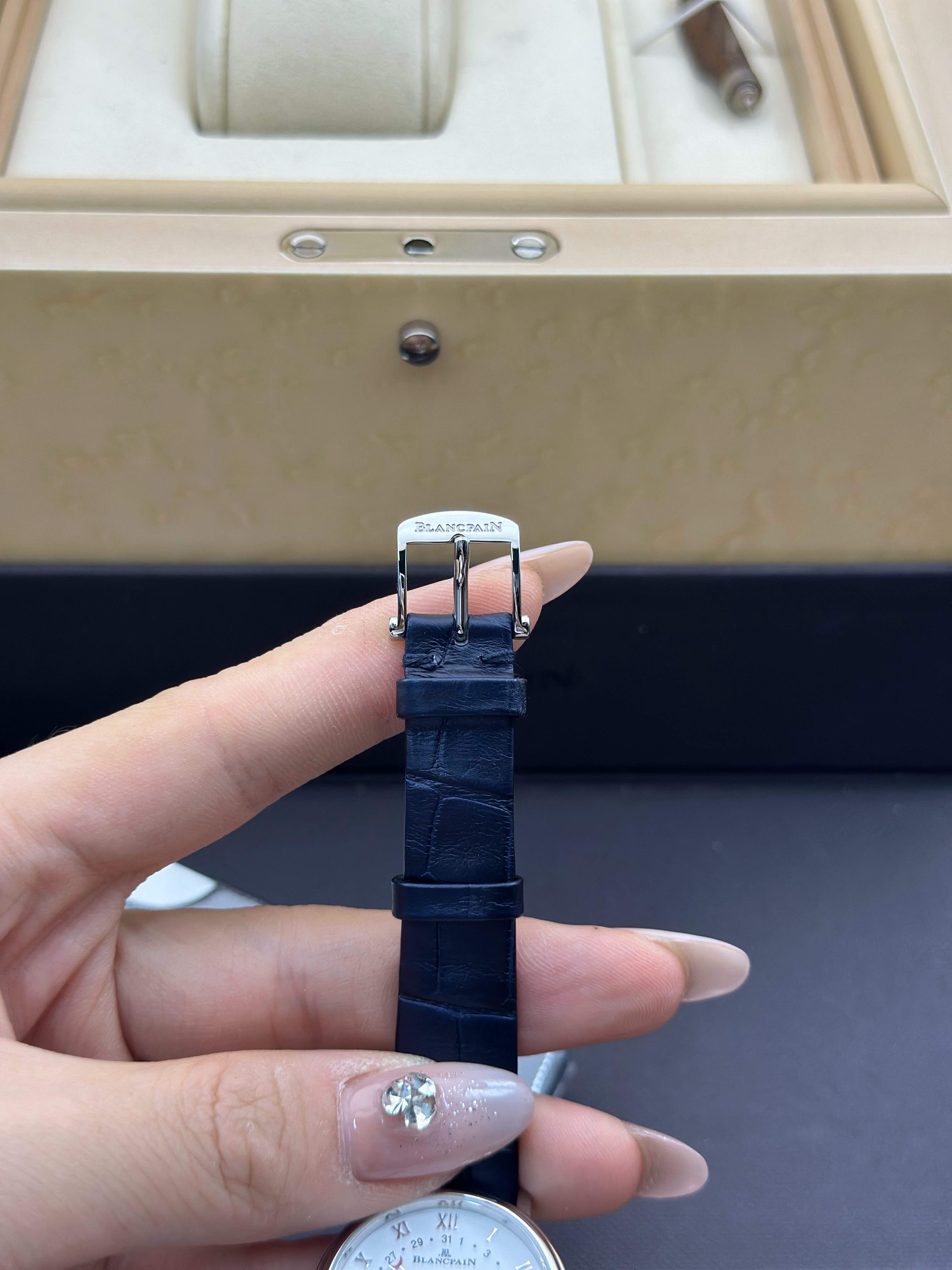 Blancpain 6106-1127-55A detail 4