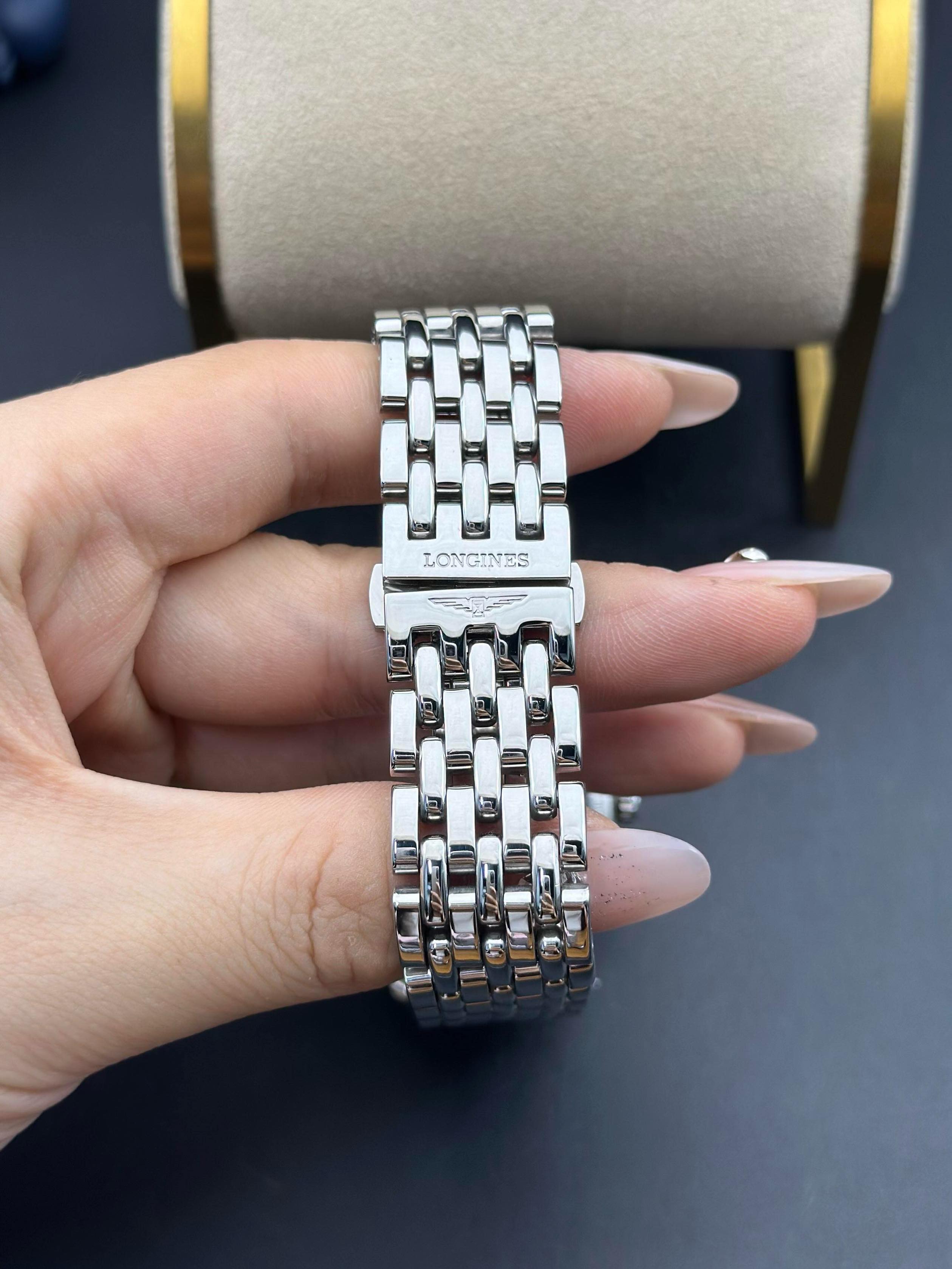 Longines L4.898.4.77.6 detail 4
