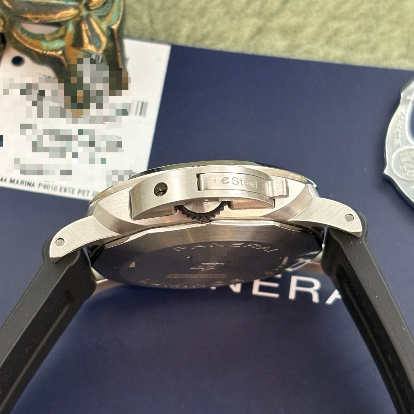 Panerai PAM01358 detail 2