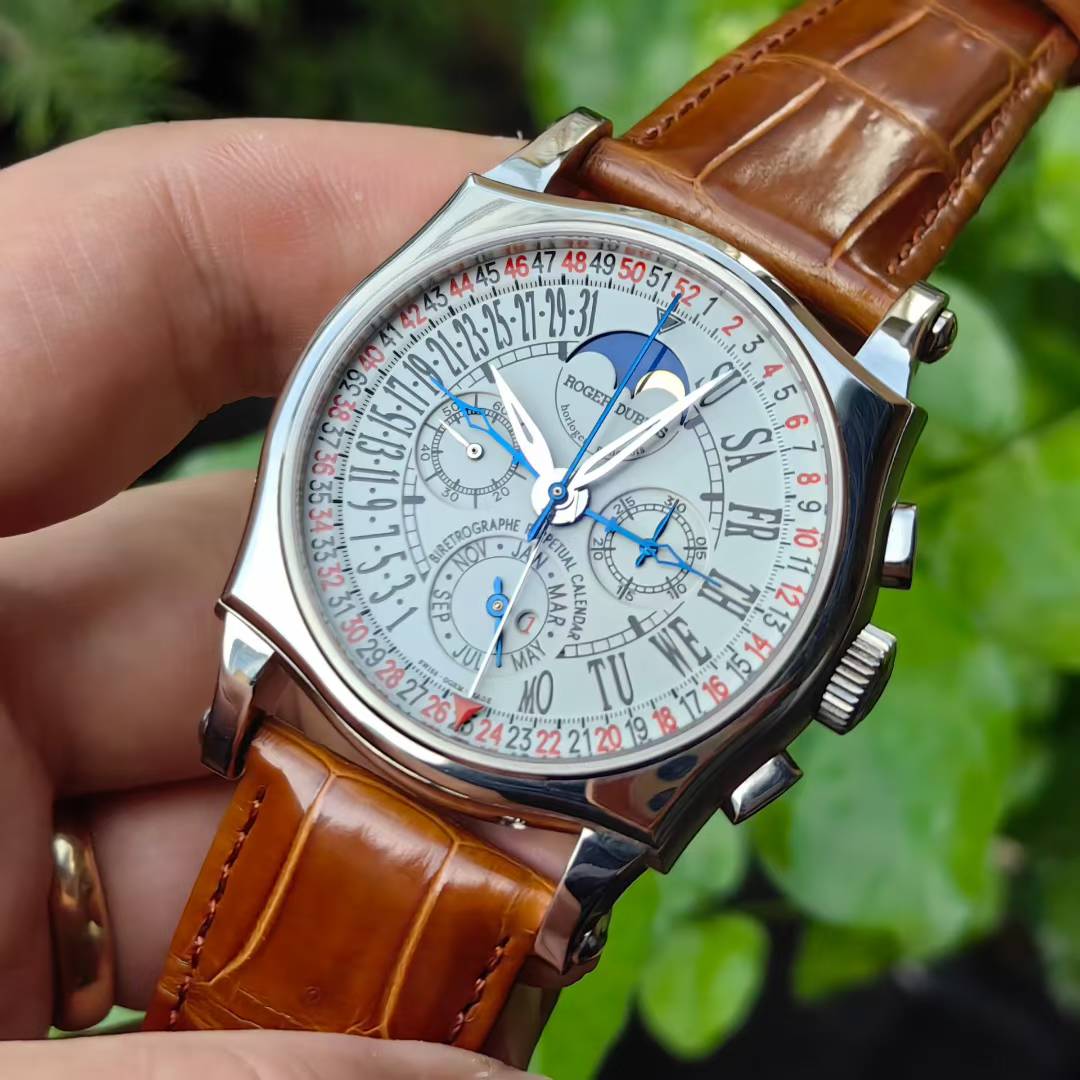 Roger Dubuis Roger Dubuis detail 2