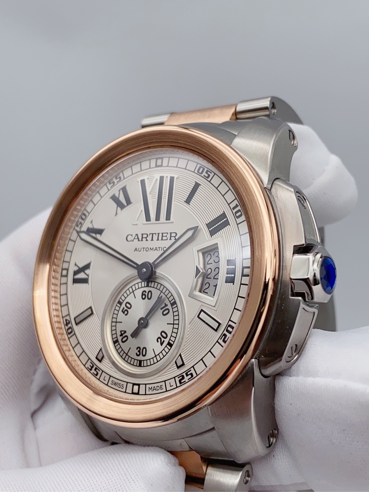 Cartier W7100036 detail 2