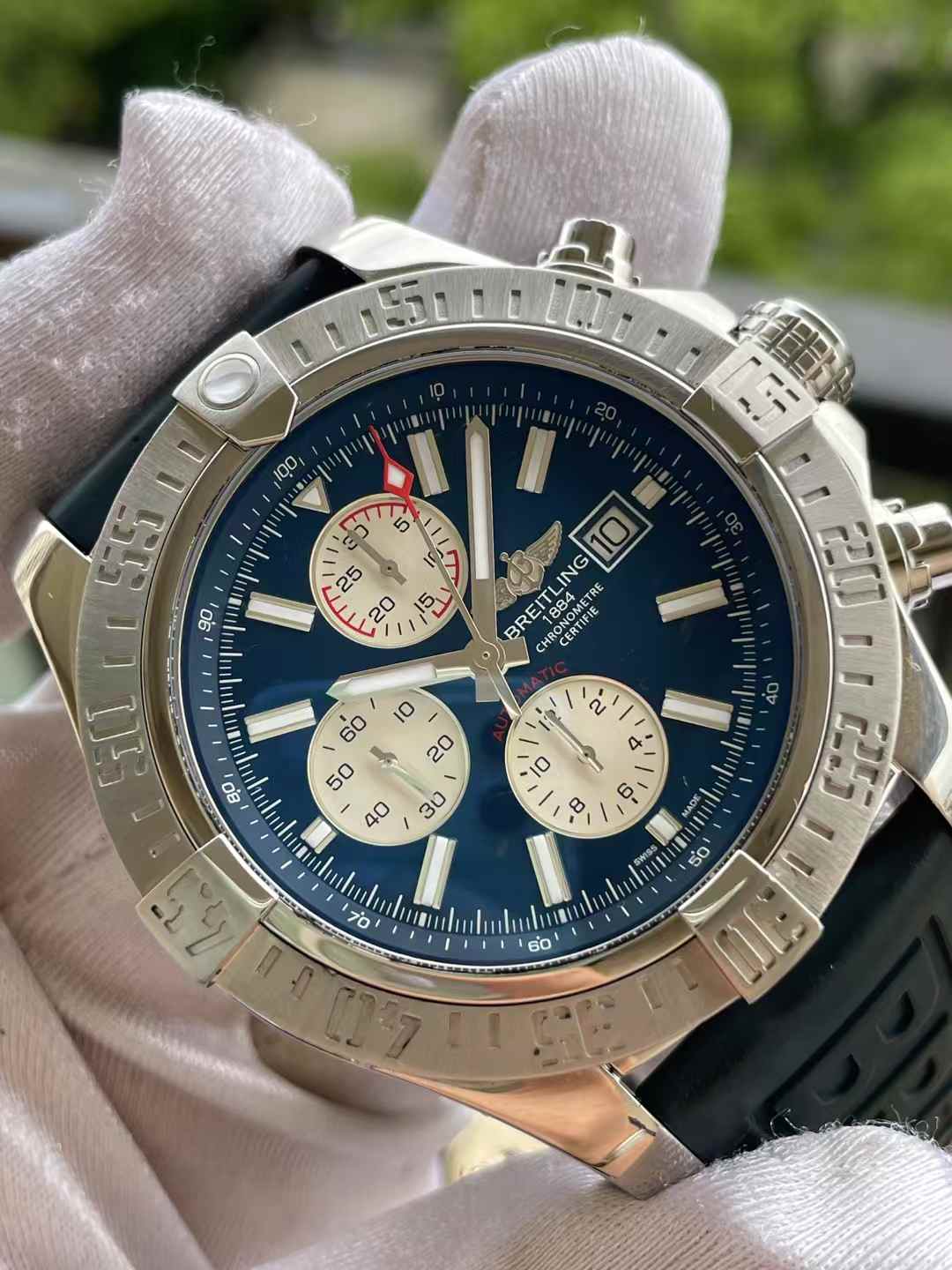Breitling A13371111 detail 1