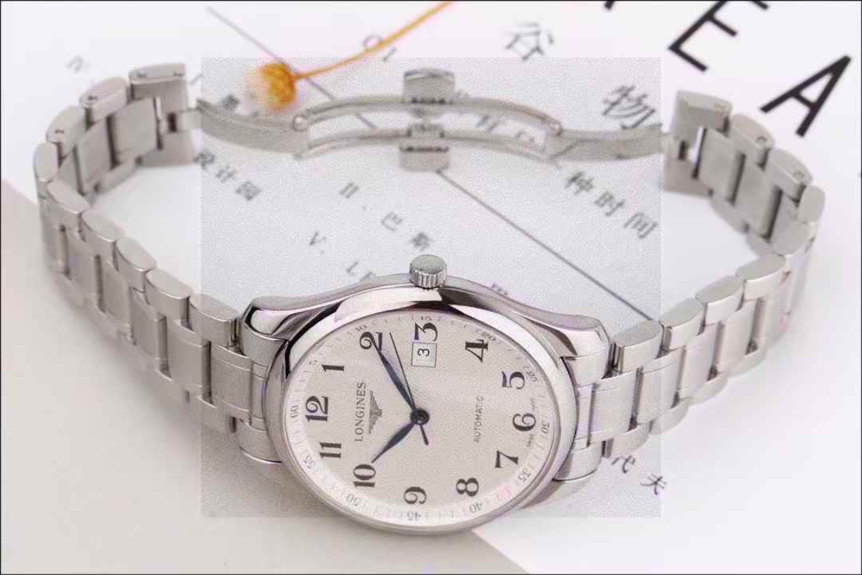 Longines L2.342.4.51.6 detail 2