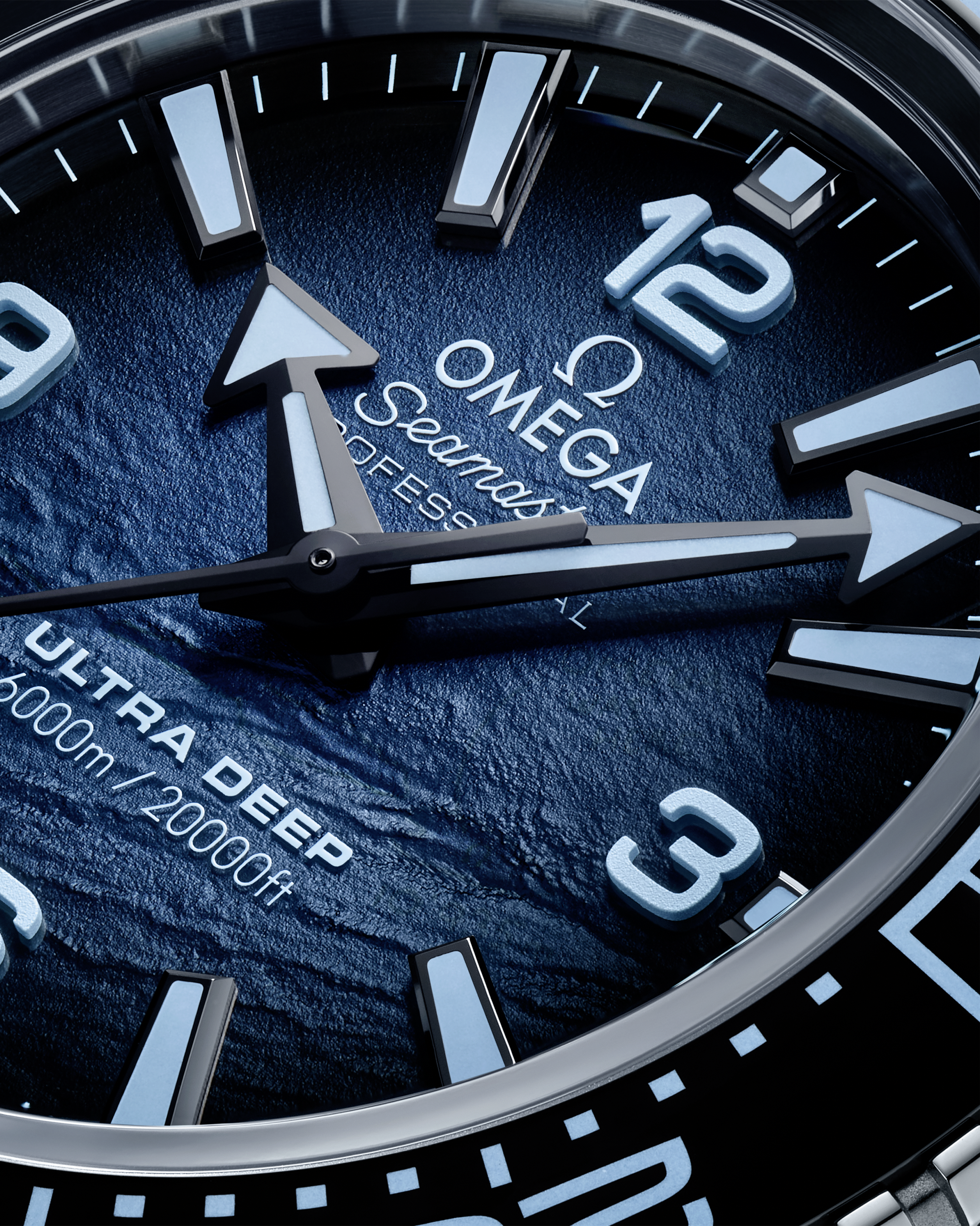 Omega 215.30.46.21.03.002 detail 2