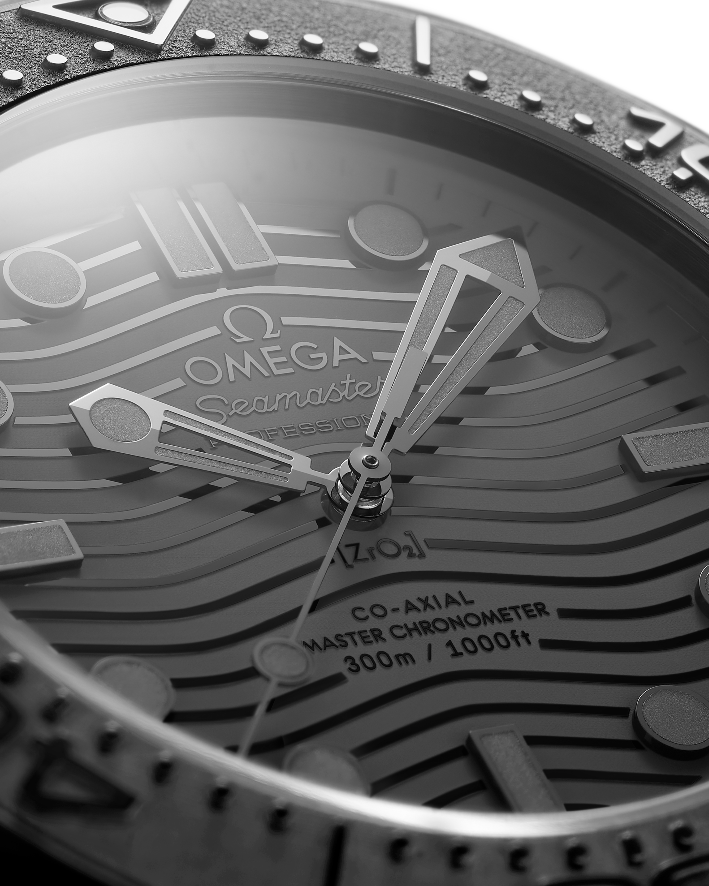 Omega 210.92.44.20.01.003 detail 1
