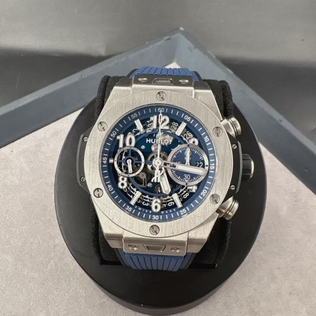 Hublot 421.NX.5170.RX