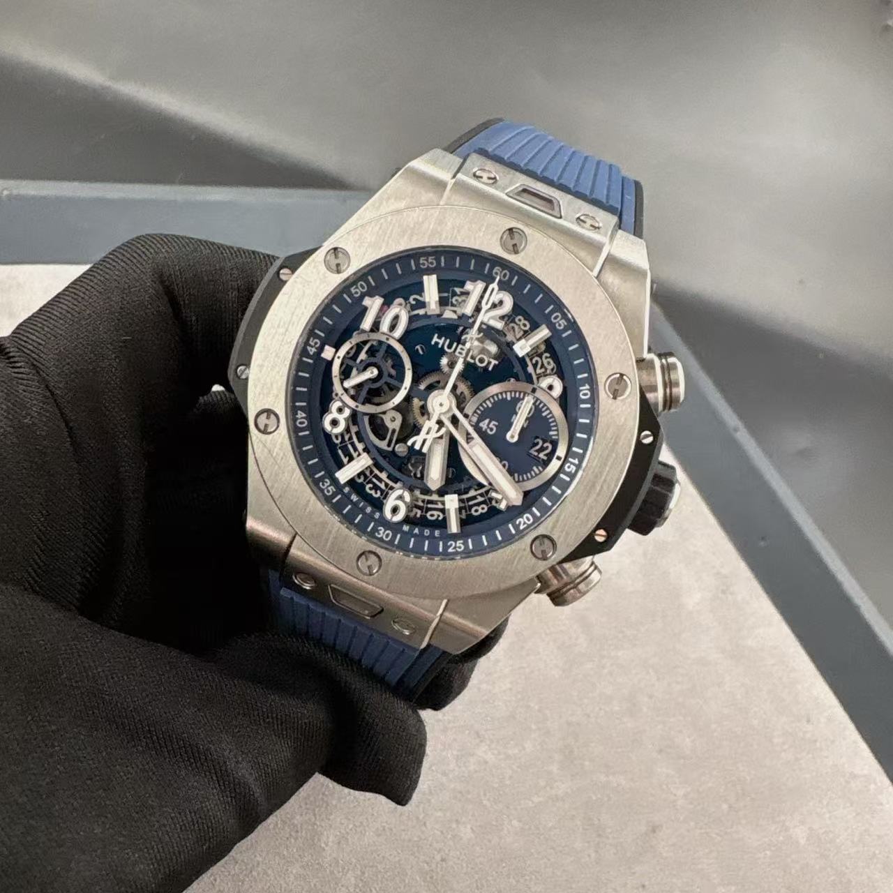 Hublot 421.NX.5170.RX detail 4