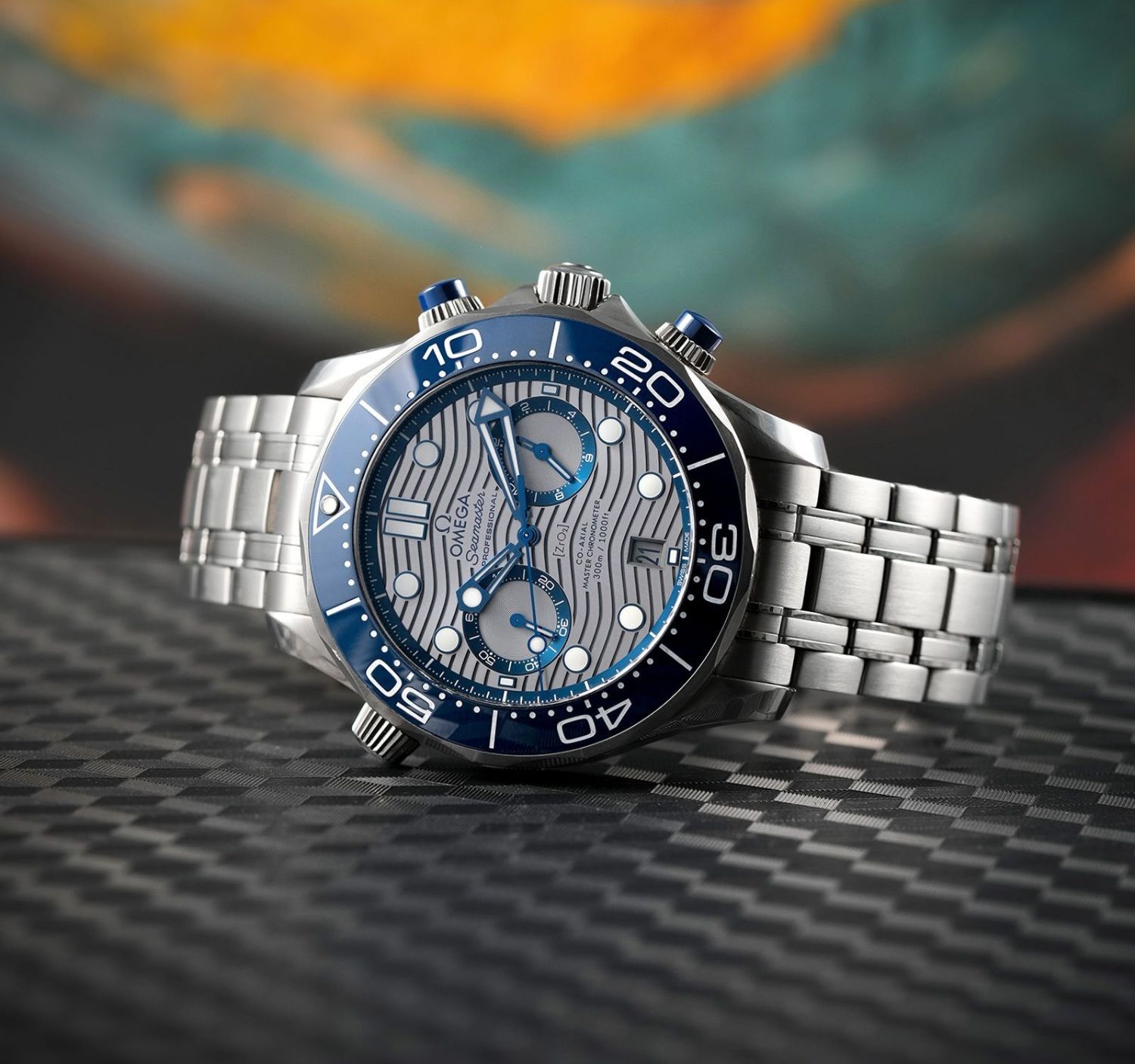 Omega 210.30.44.51.06.001 detail 2