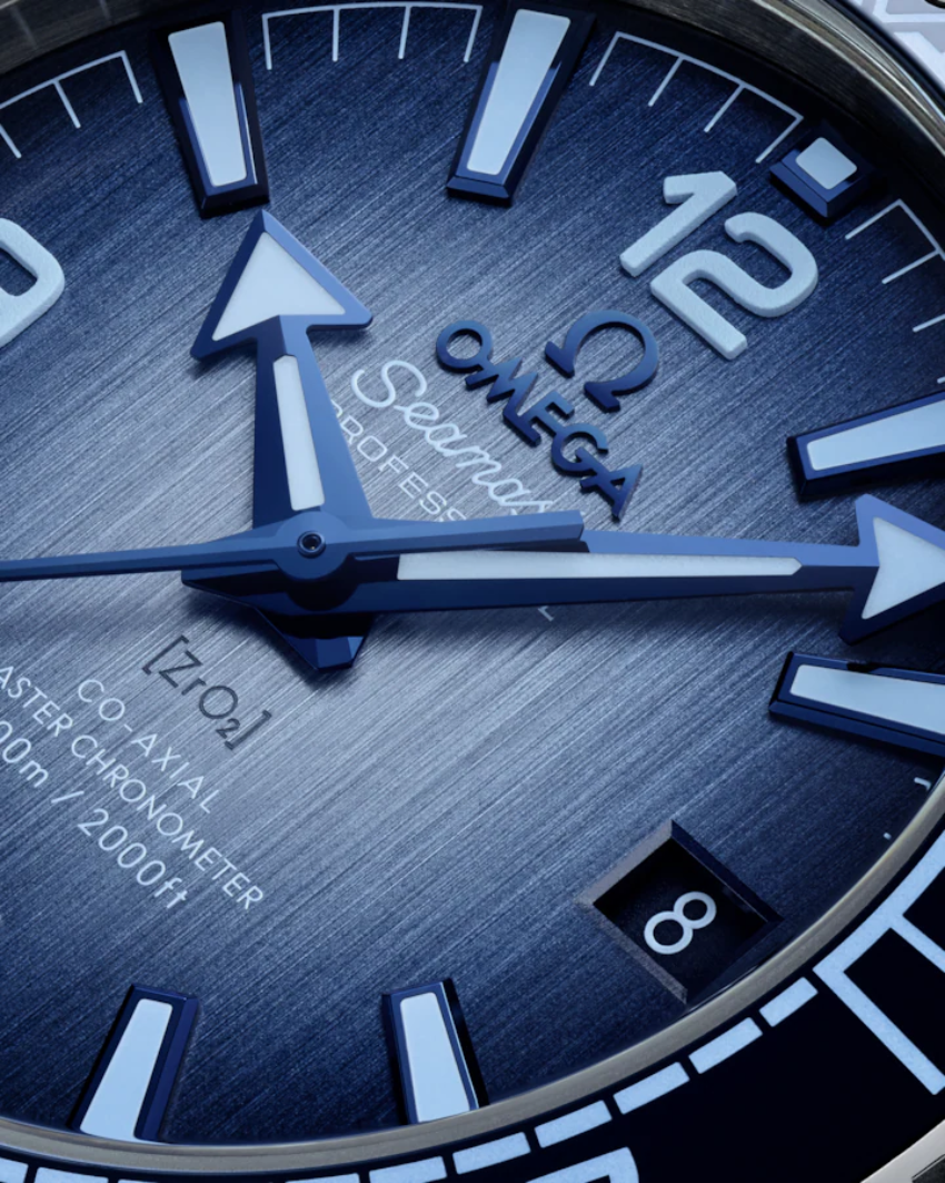 Omega 215.30.40.20.03.002 detail 1