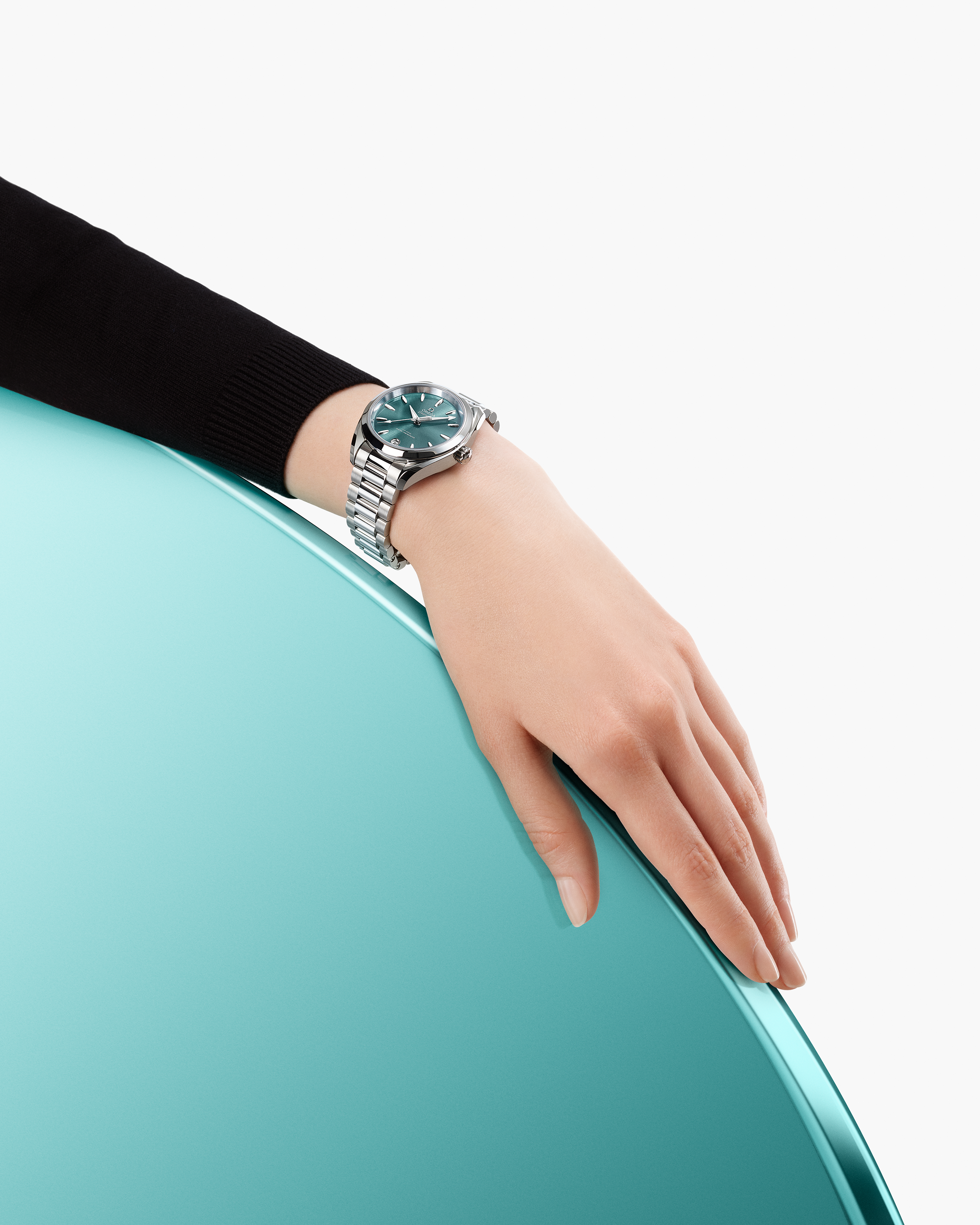 Omega 220.10.34.20.10.001 detail 1