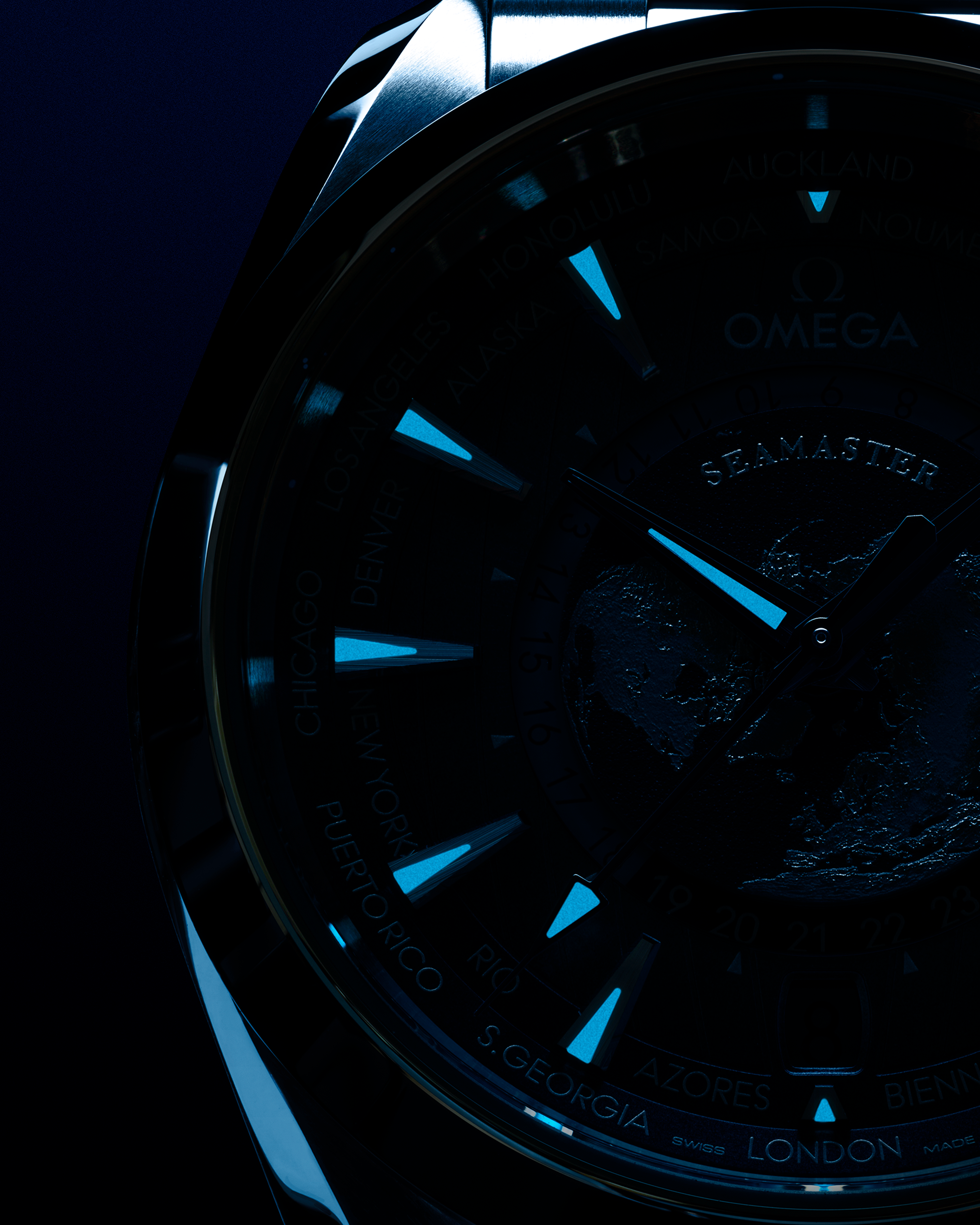 Omega 220.10.43.22.03.002 detail 2