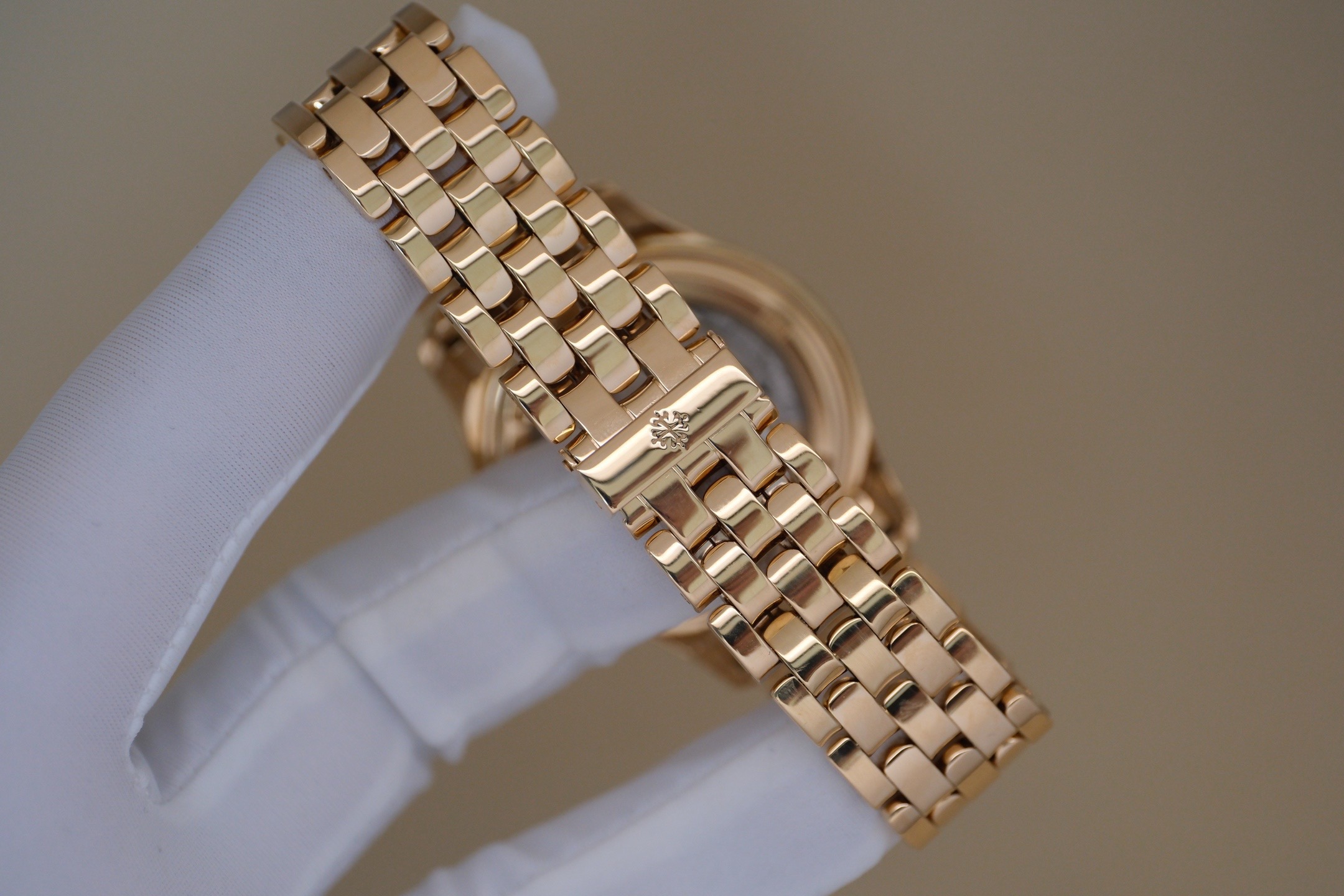 Patek Philippe 5146 / 1J-001 detail 6